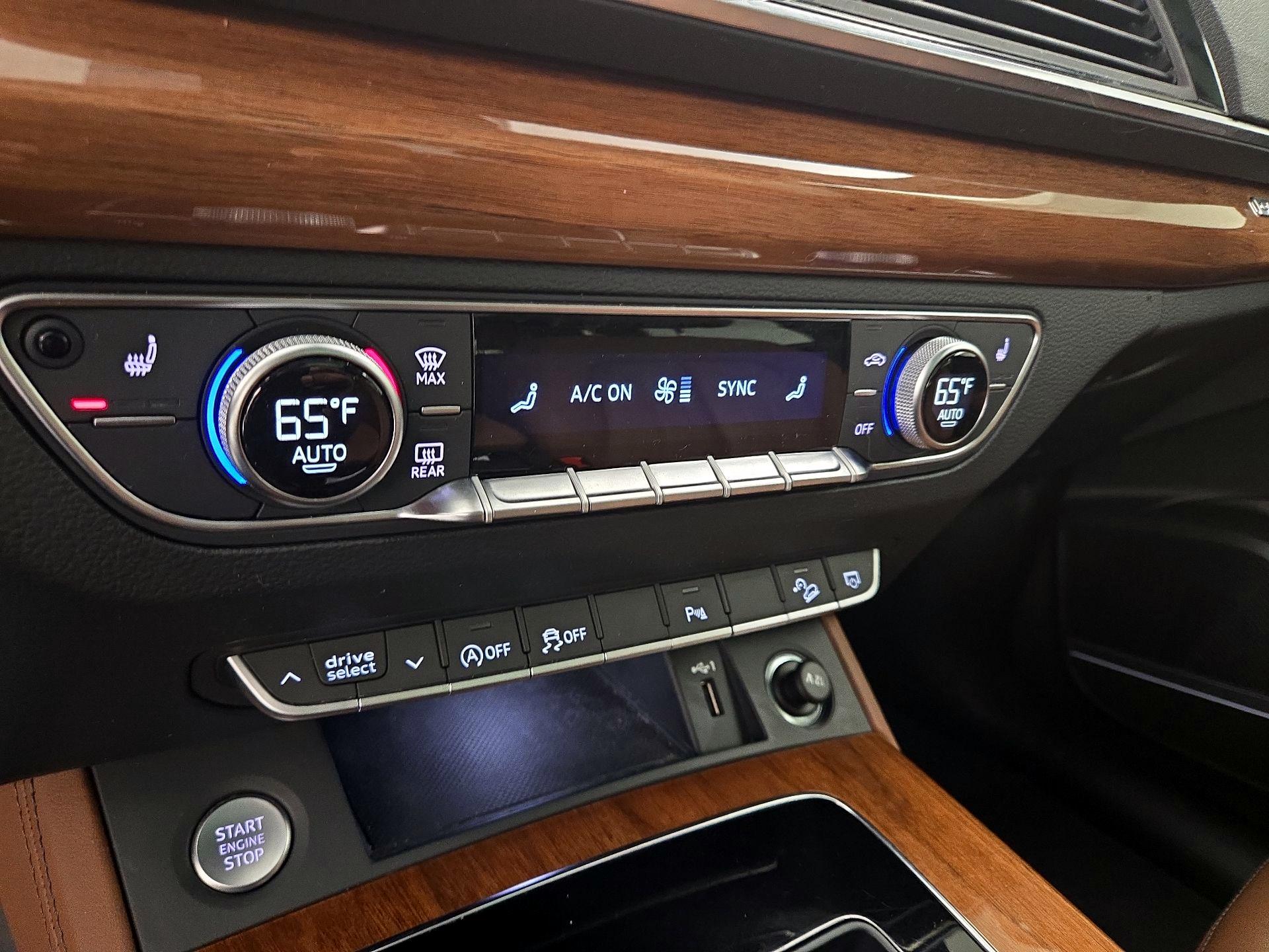 Thumbnail: 2022 Audi Q5 - 17