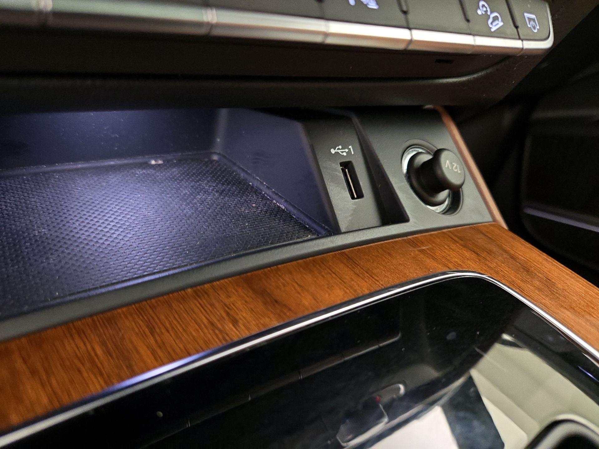 Thumbnail: 2022 Audi Q5 - 19