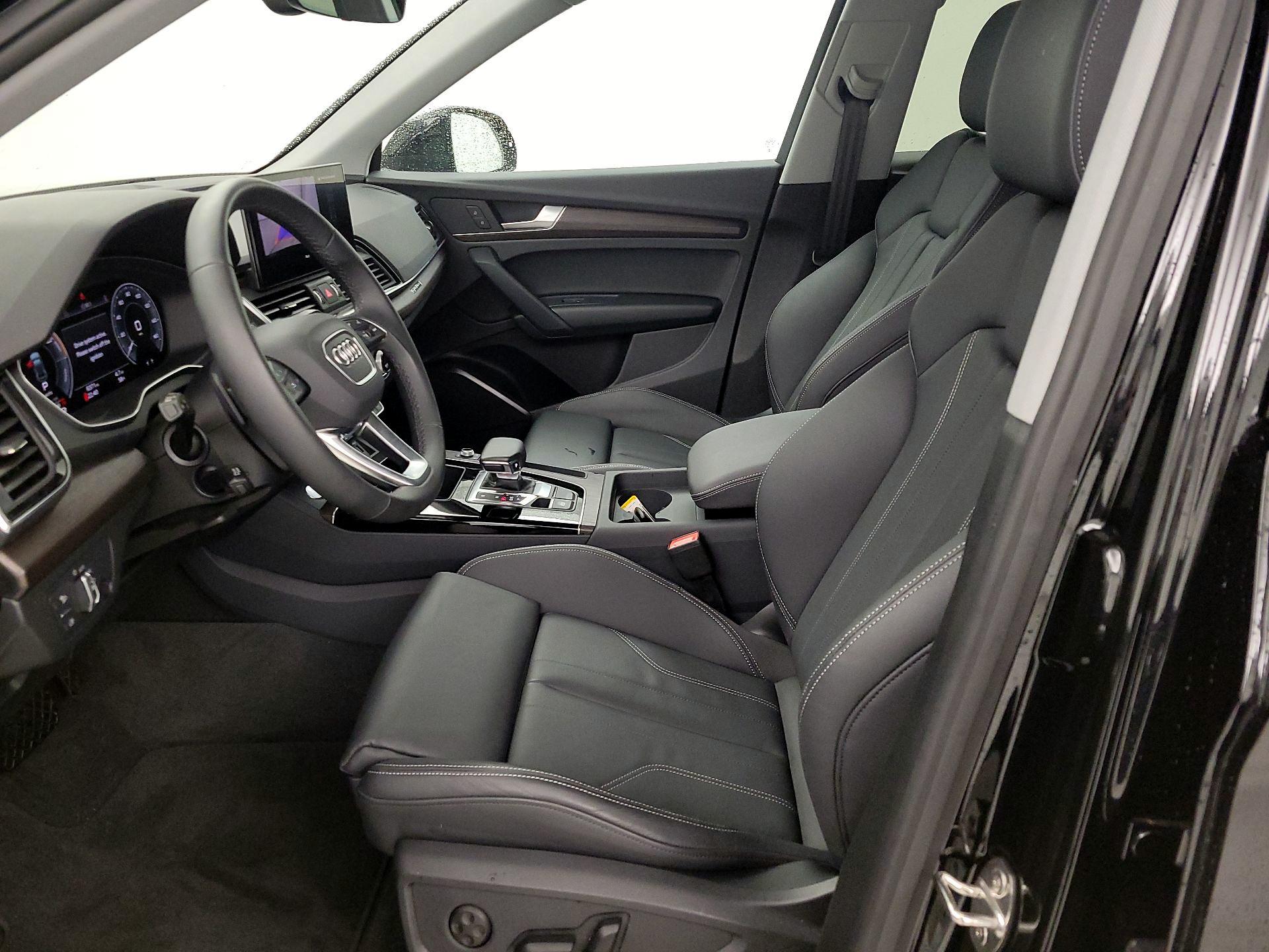 Thumbnail: 2024 Audi Q5 - 11