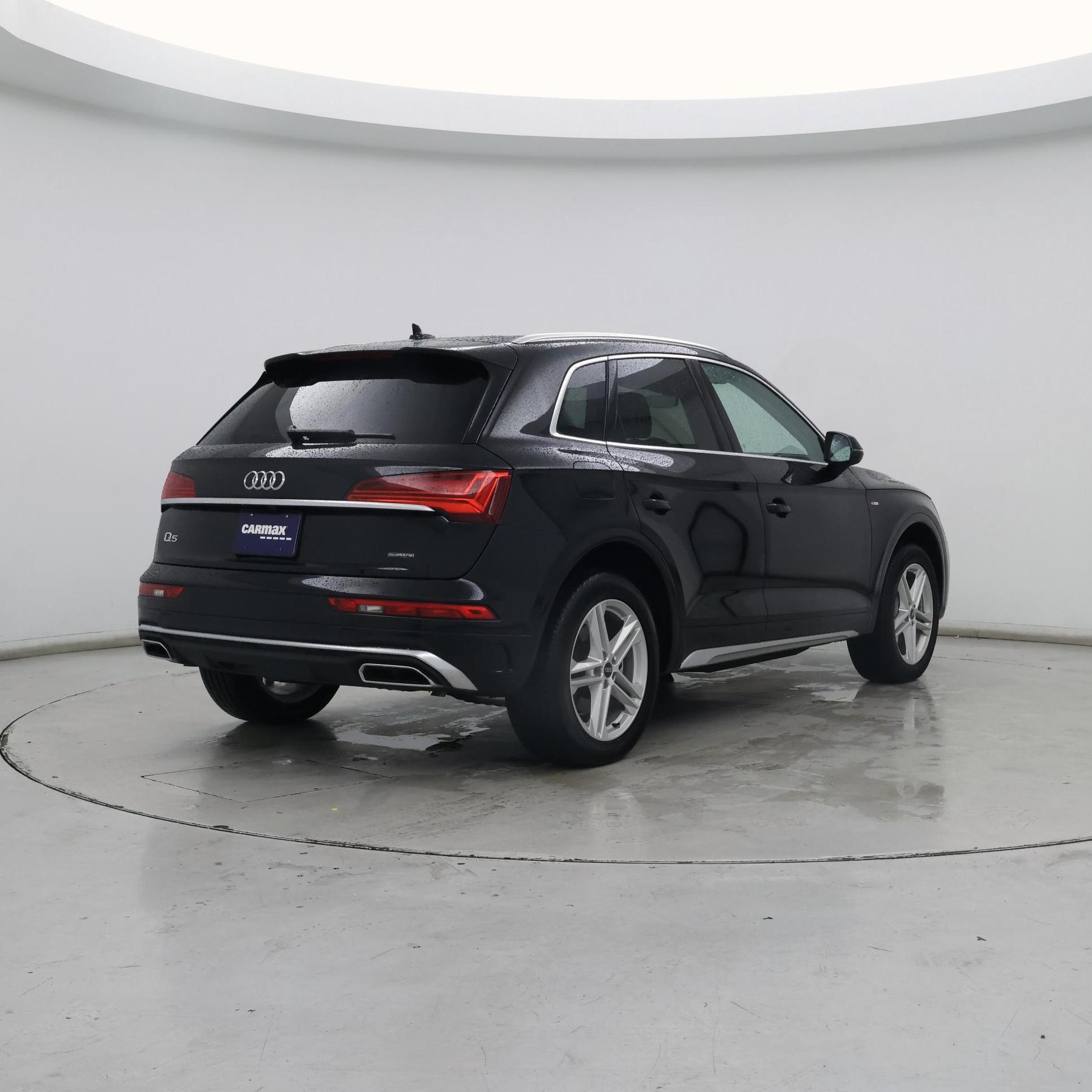 Thumbnail: 2024 Audi Q5 - 8