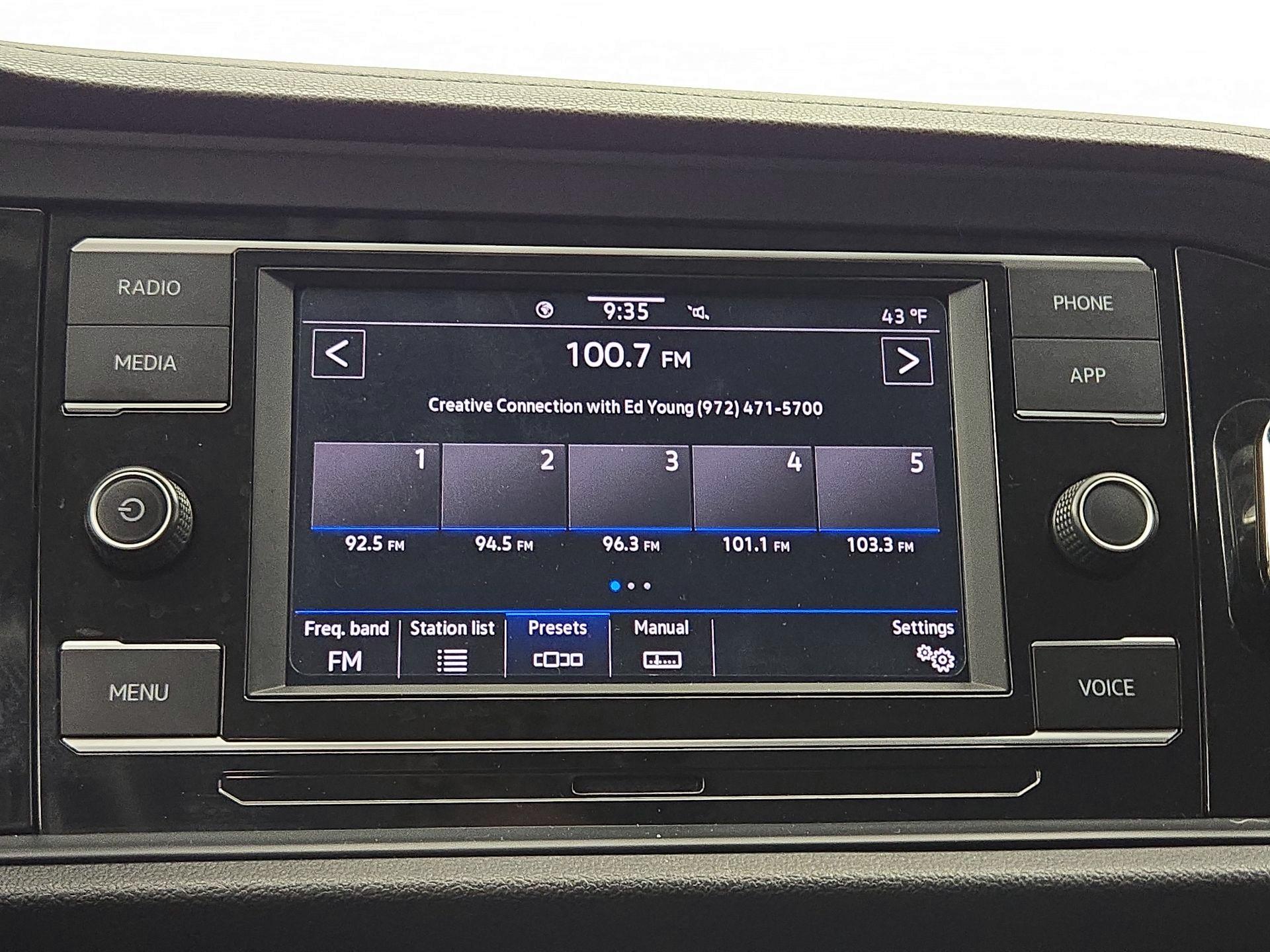 Thumbnail: 2021 Volkswagen Jetta - 15