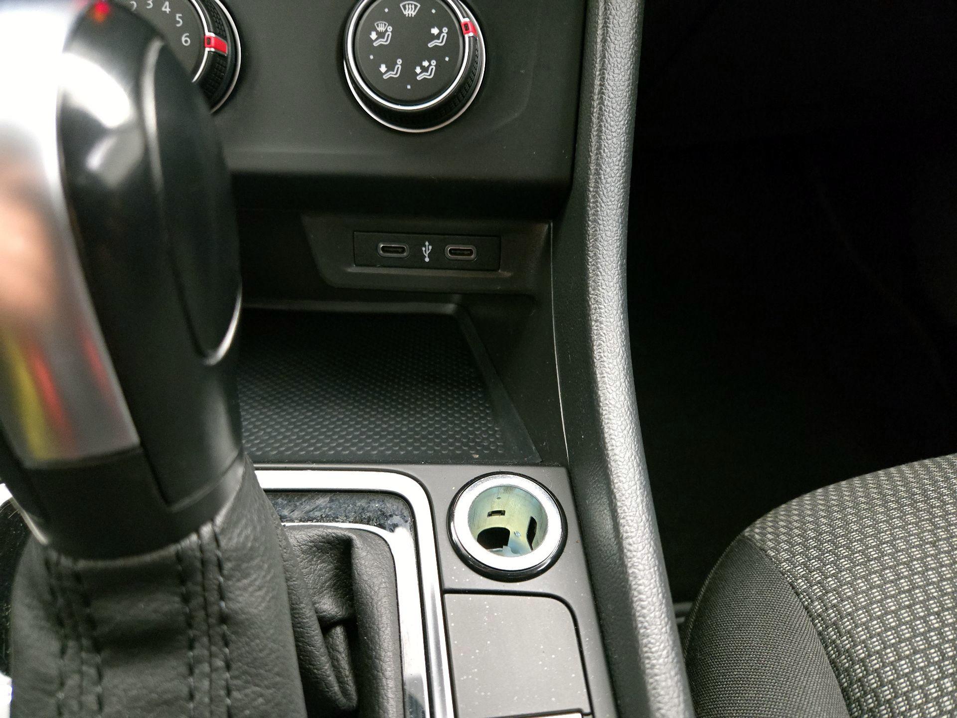 Thumbnail: 2021 Volkswagen Jetta - 18