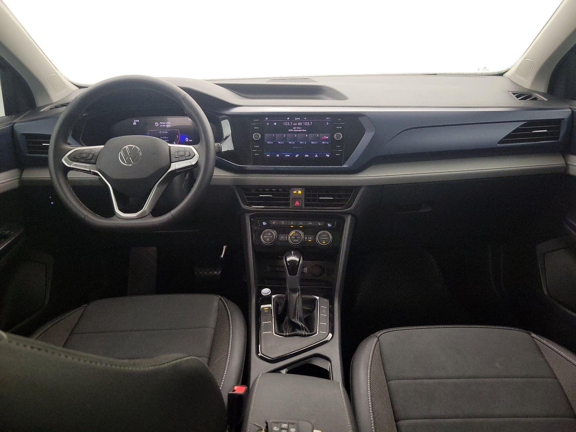 Thumbnail: 2024 Volkswagen Taos - 9