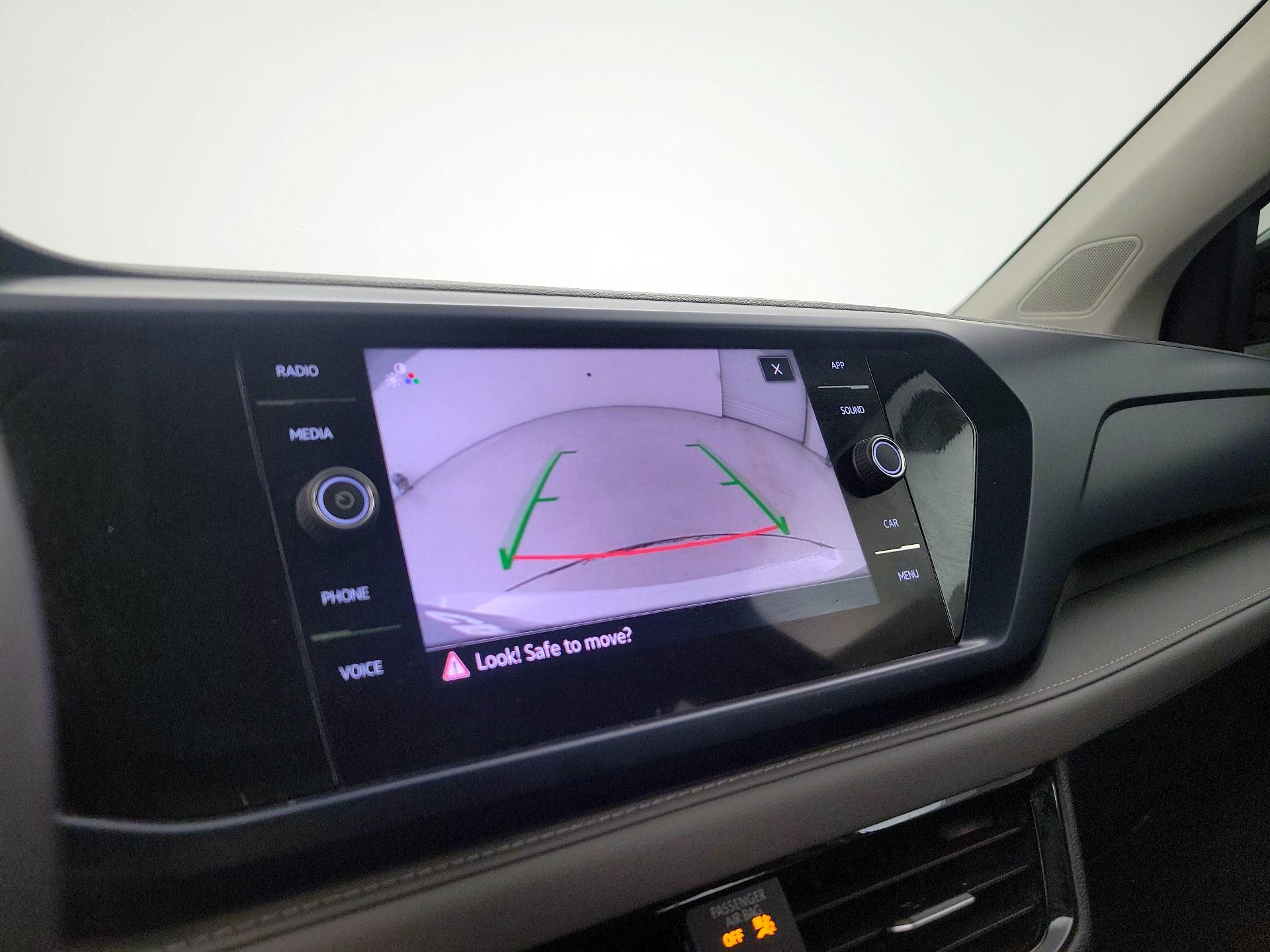 Thumbnail: 2024 Volkswagen Taos - 14