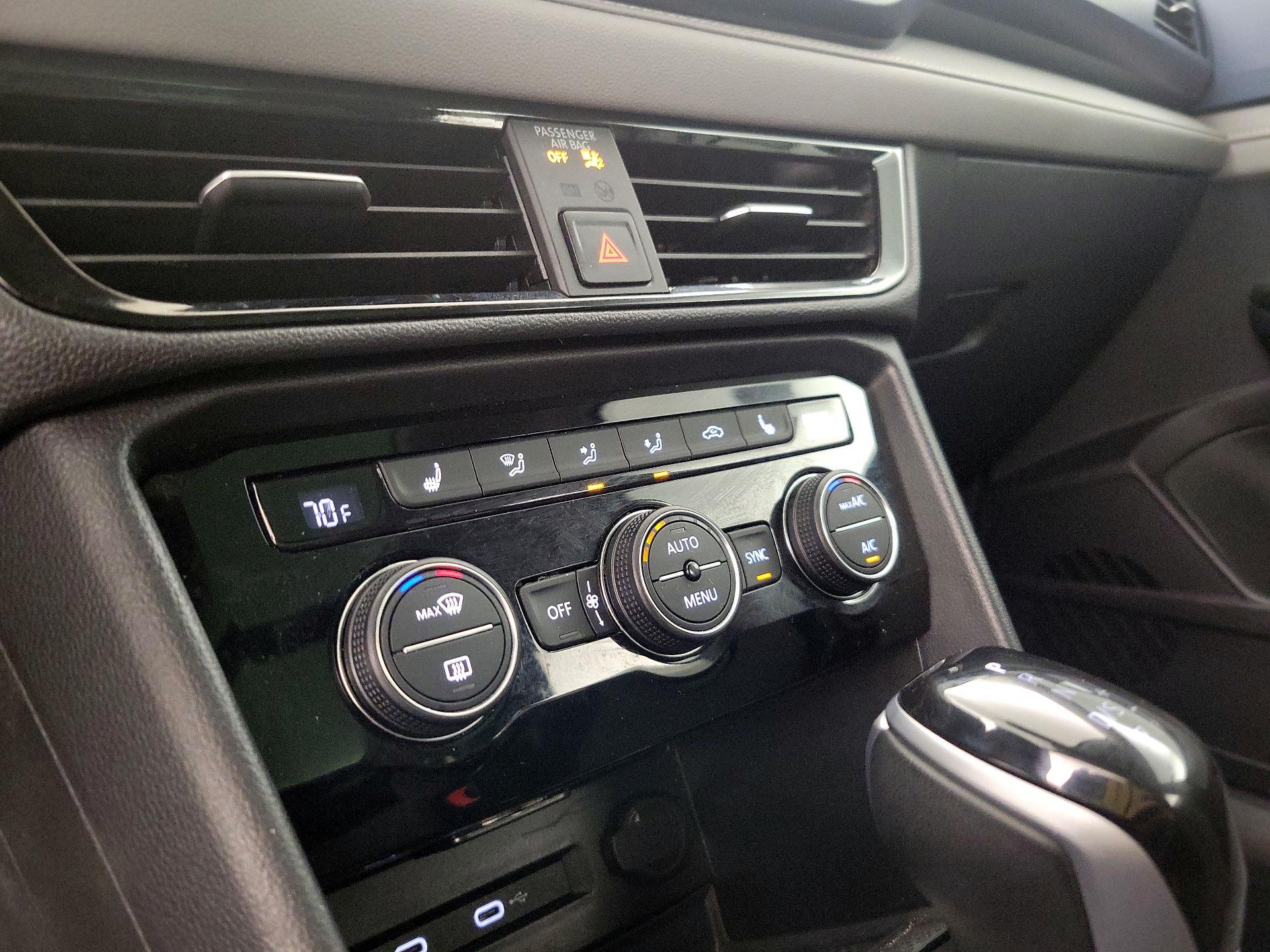 Thumbnail: 2024 Volkswagen Taos - 16