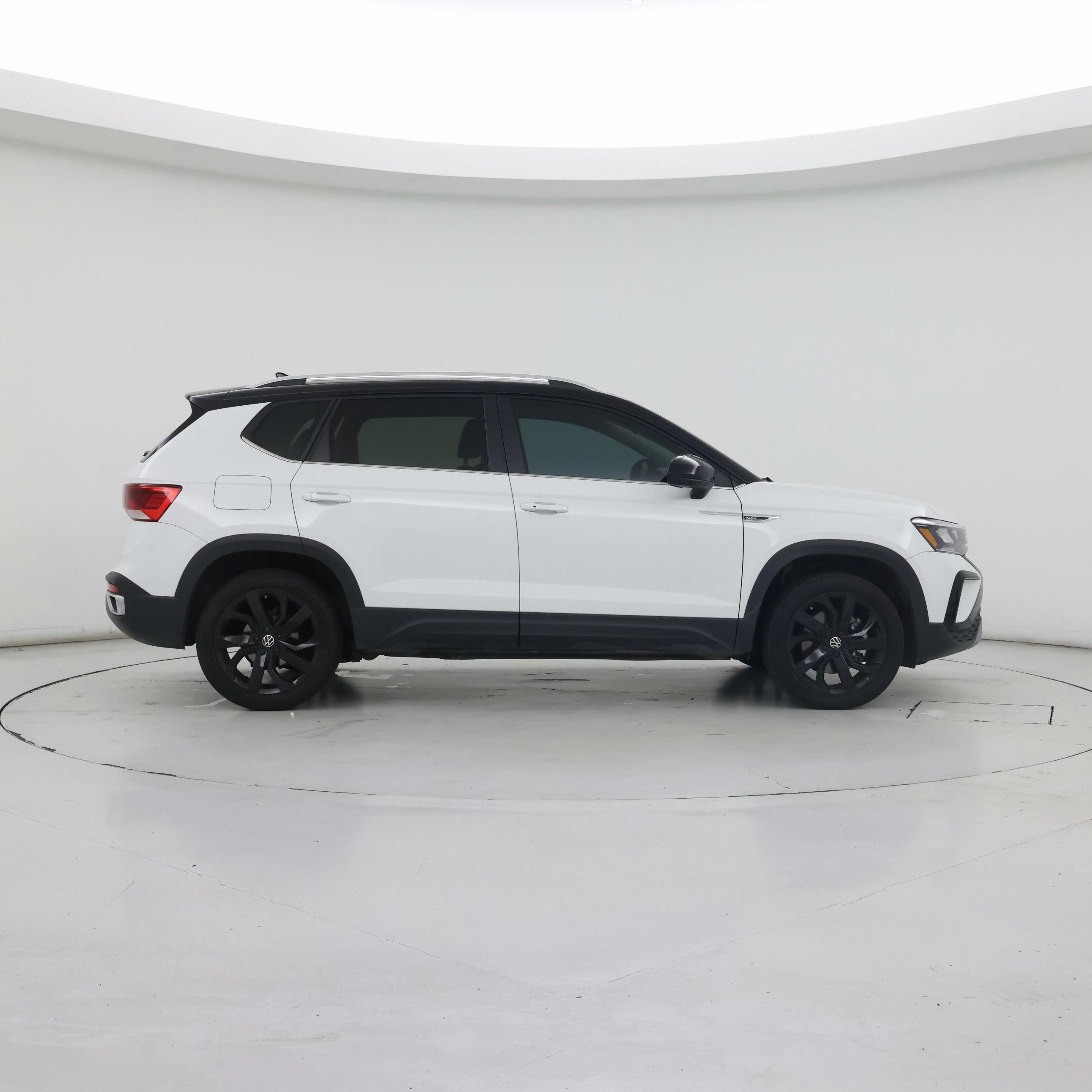 Thumbnail: 2024 Volkswagen Taos - 7