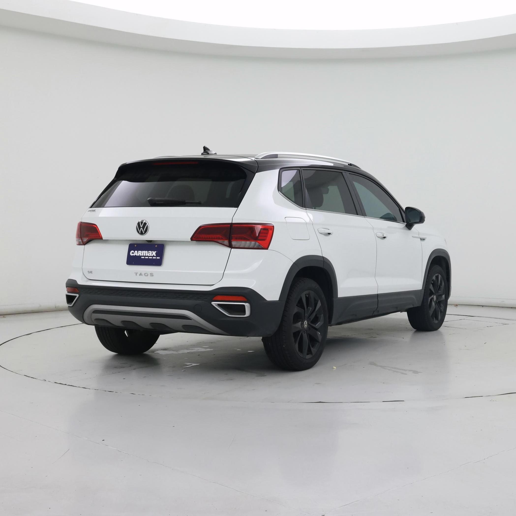 Thumbnail: 2024 Volkswagen Taos - 8