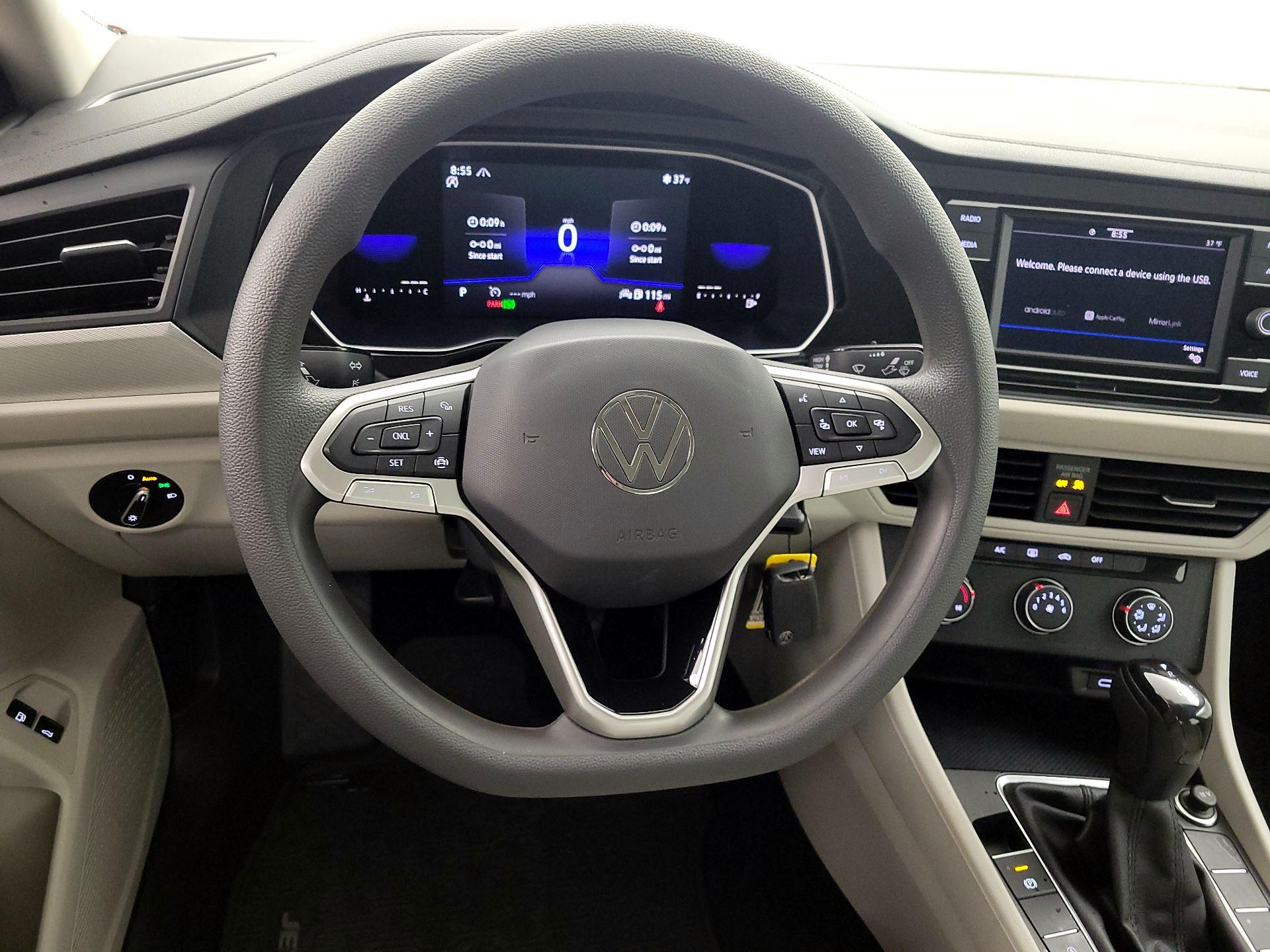 Thumbnail: 2022 Volkswagen Jetta - 10