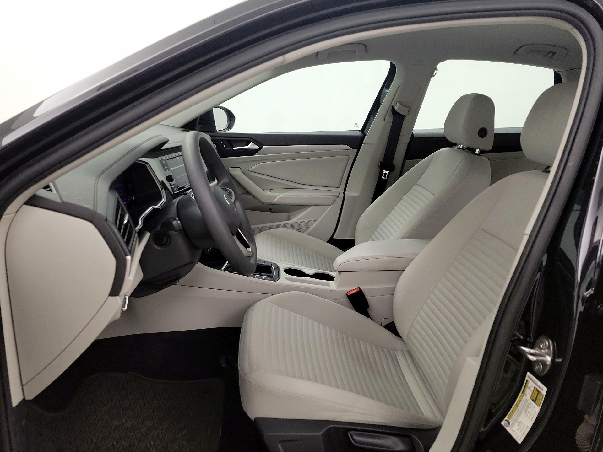 Thumbnail: 2022 Volkswagen Jetta - 11