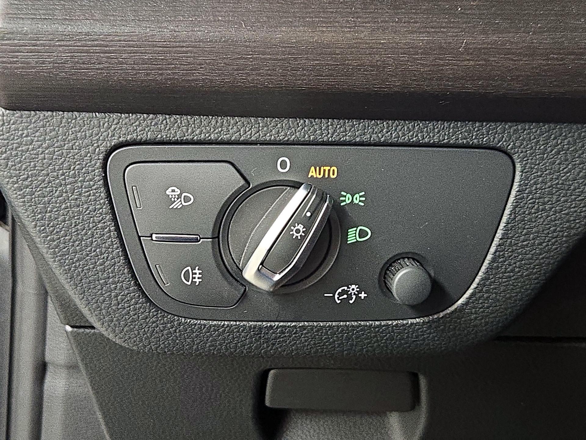 Thumbnail: 2022 Audi Q5 - 13