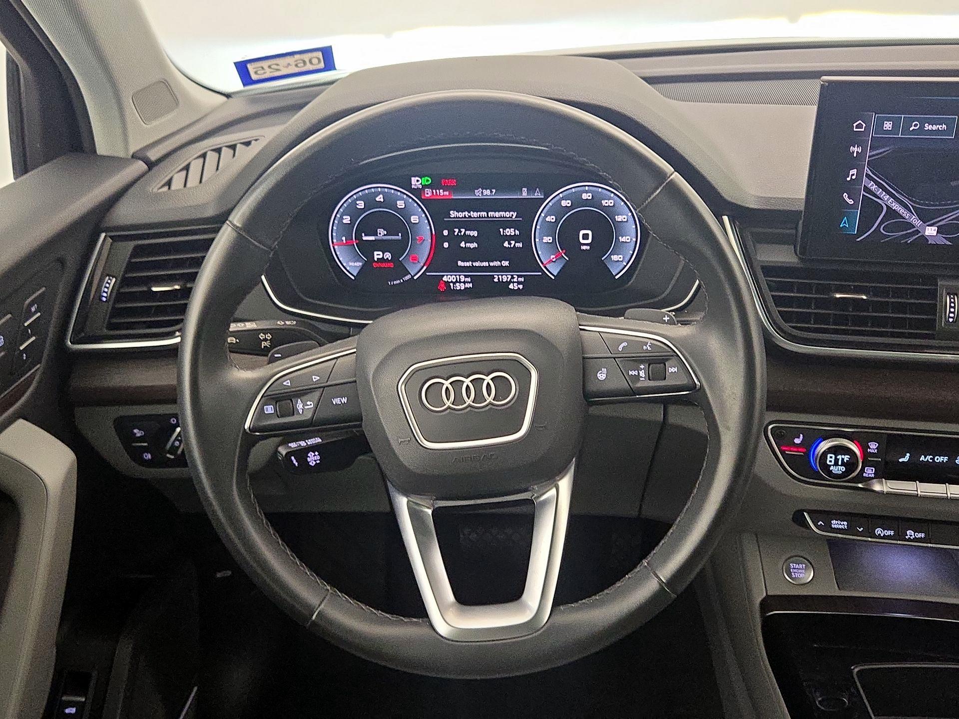 Thumbnail: 2022 Audi Q5 - 10