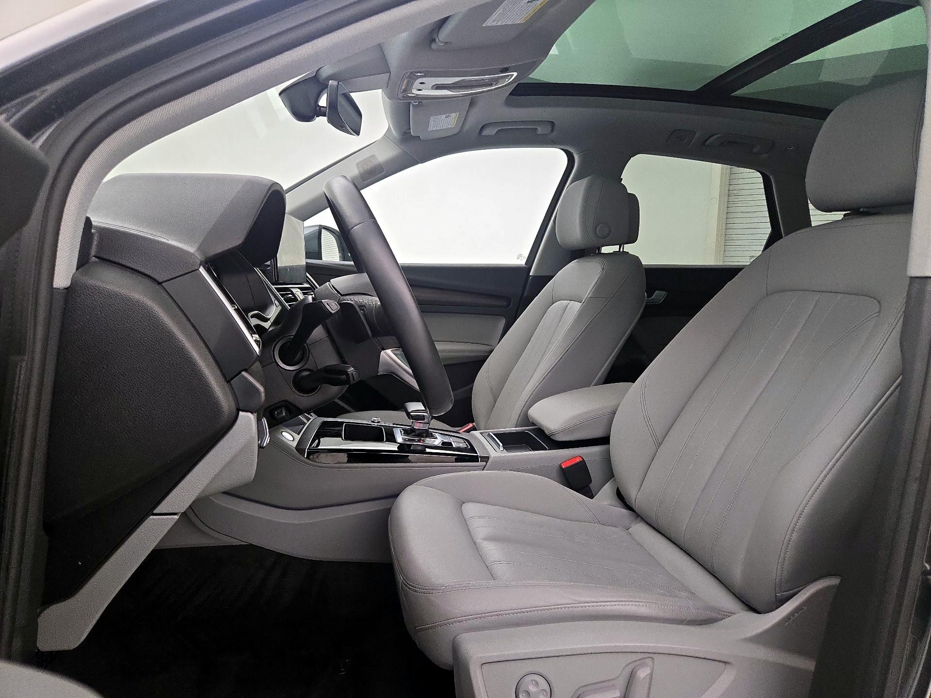 Thumbnail: 2022 Audi Q5 - 11