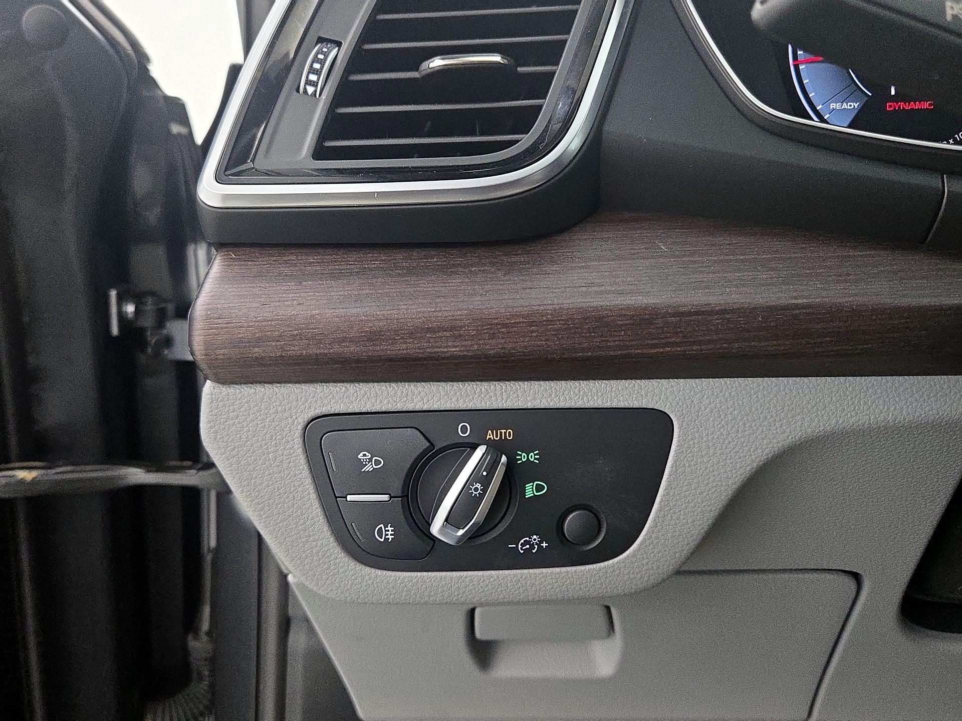 Thumbnail: 2022 Audi Q5 - 13