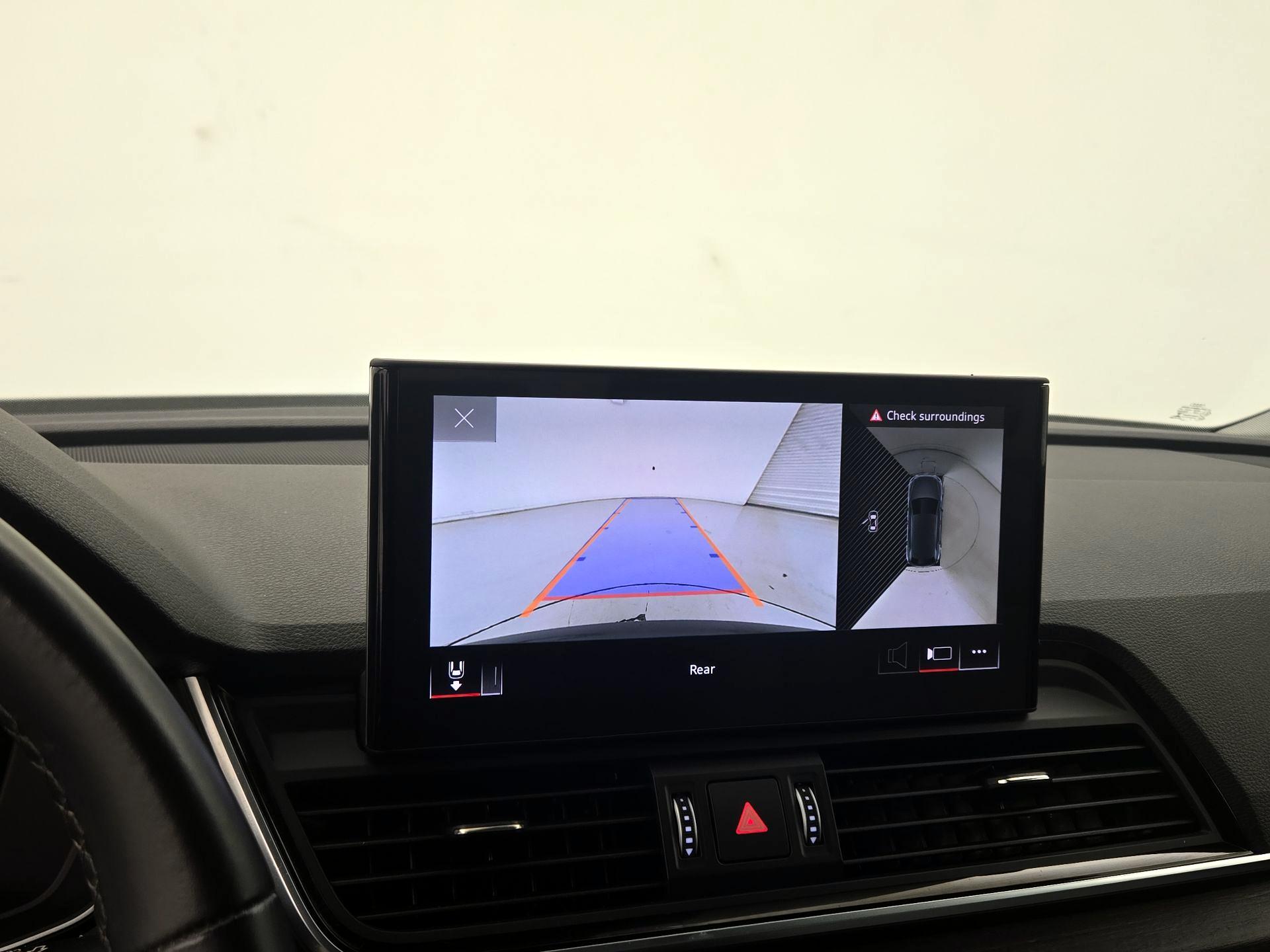 Thumbnail: 2022 Audi Q5 - 15