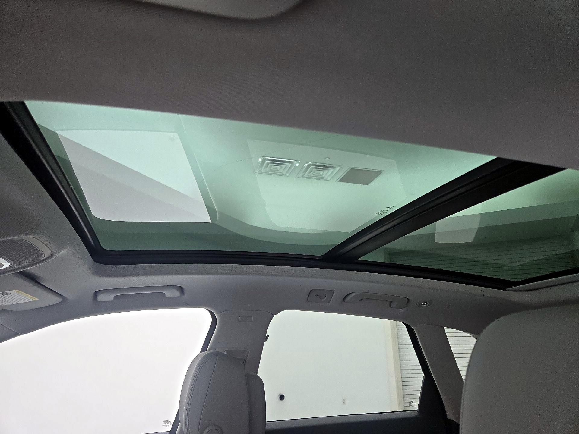 Thumbnail: 2022 Audi Q5 - 20