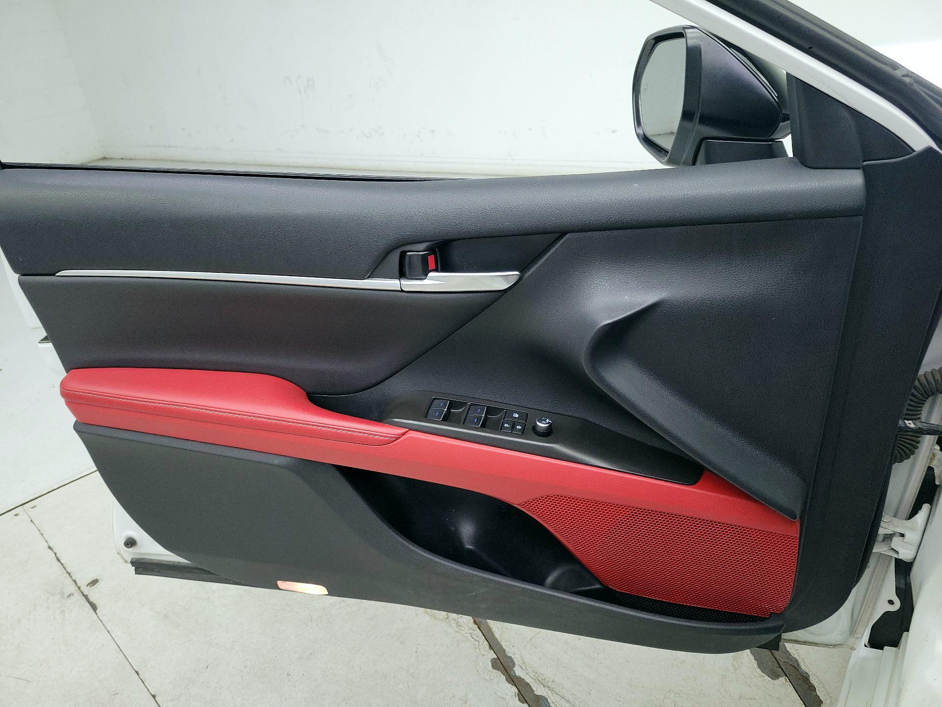 Thumbnail: 2023 Toyota Camry - 12