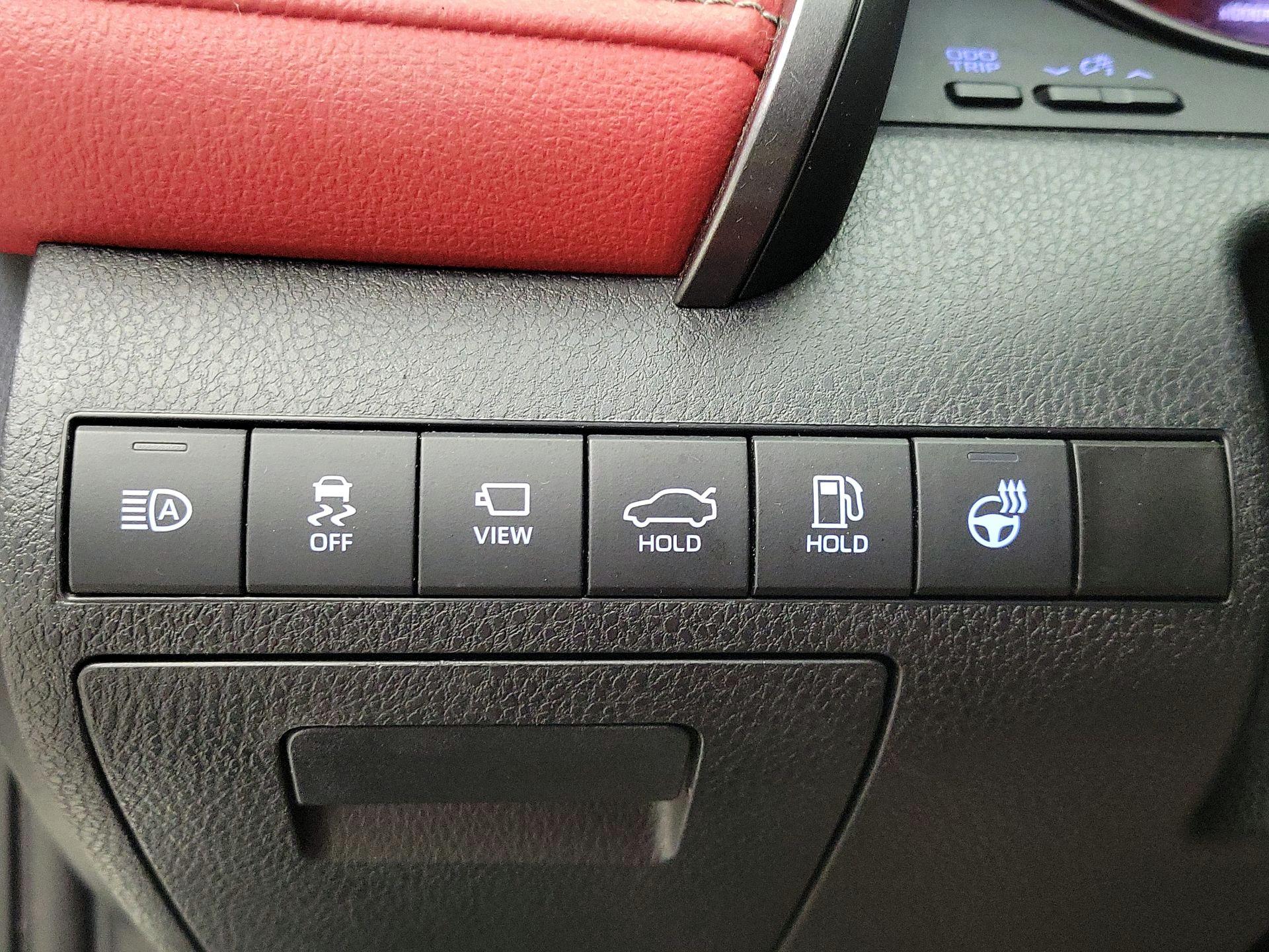 Thumbnail: 2023 Toyota Camry - 13