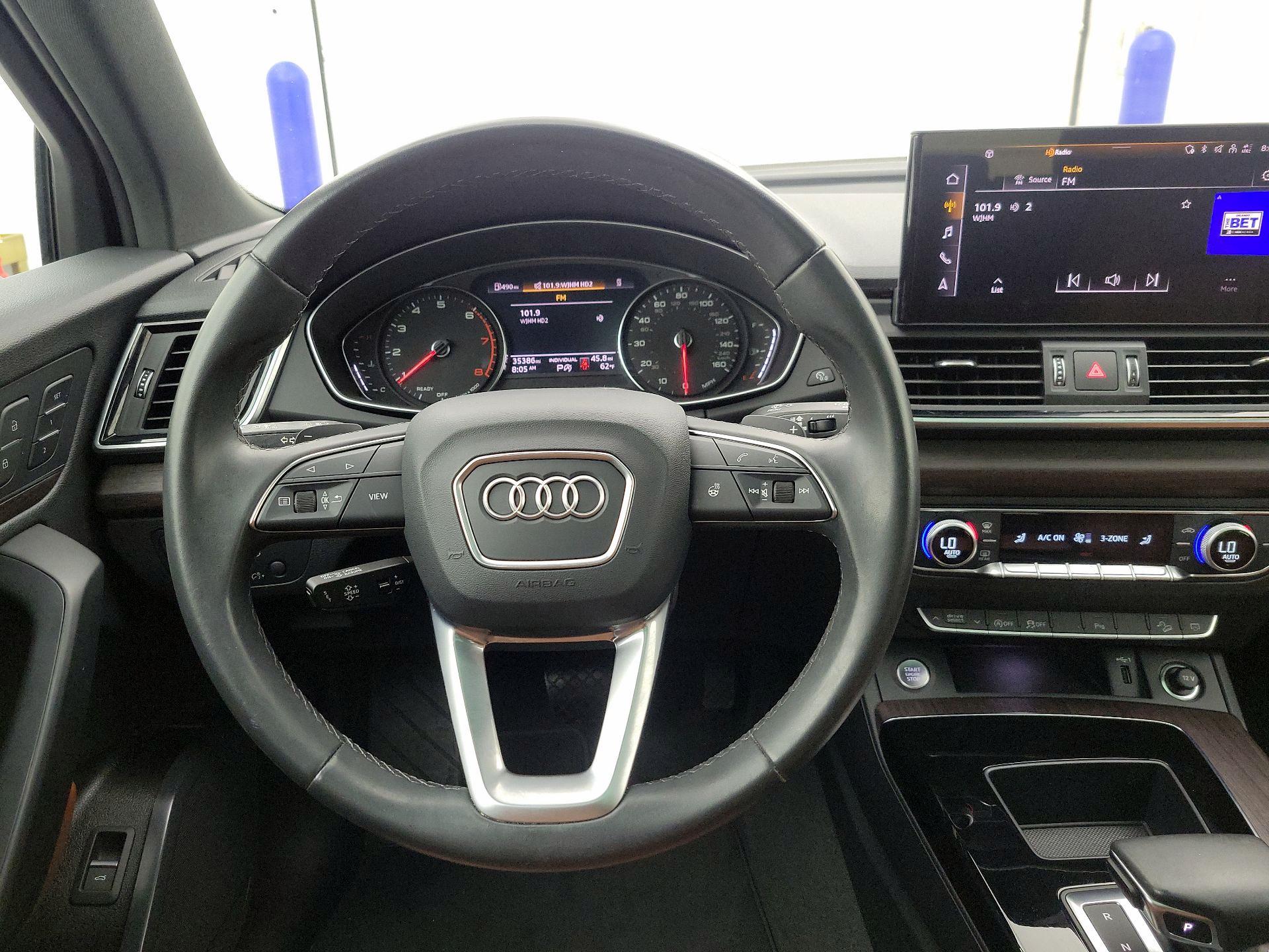 Thumbnail: 2023 Audi Q5 - 10