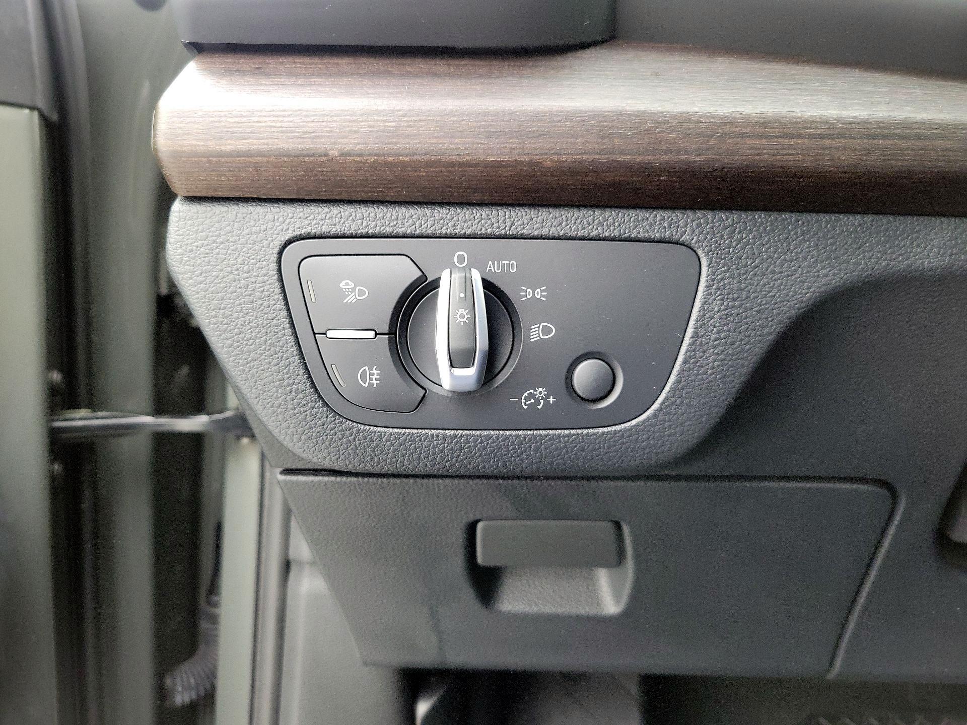 Thumbnail: 2023 Audi Q5 - 13