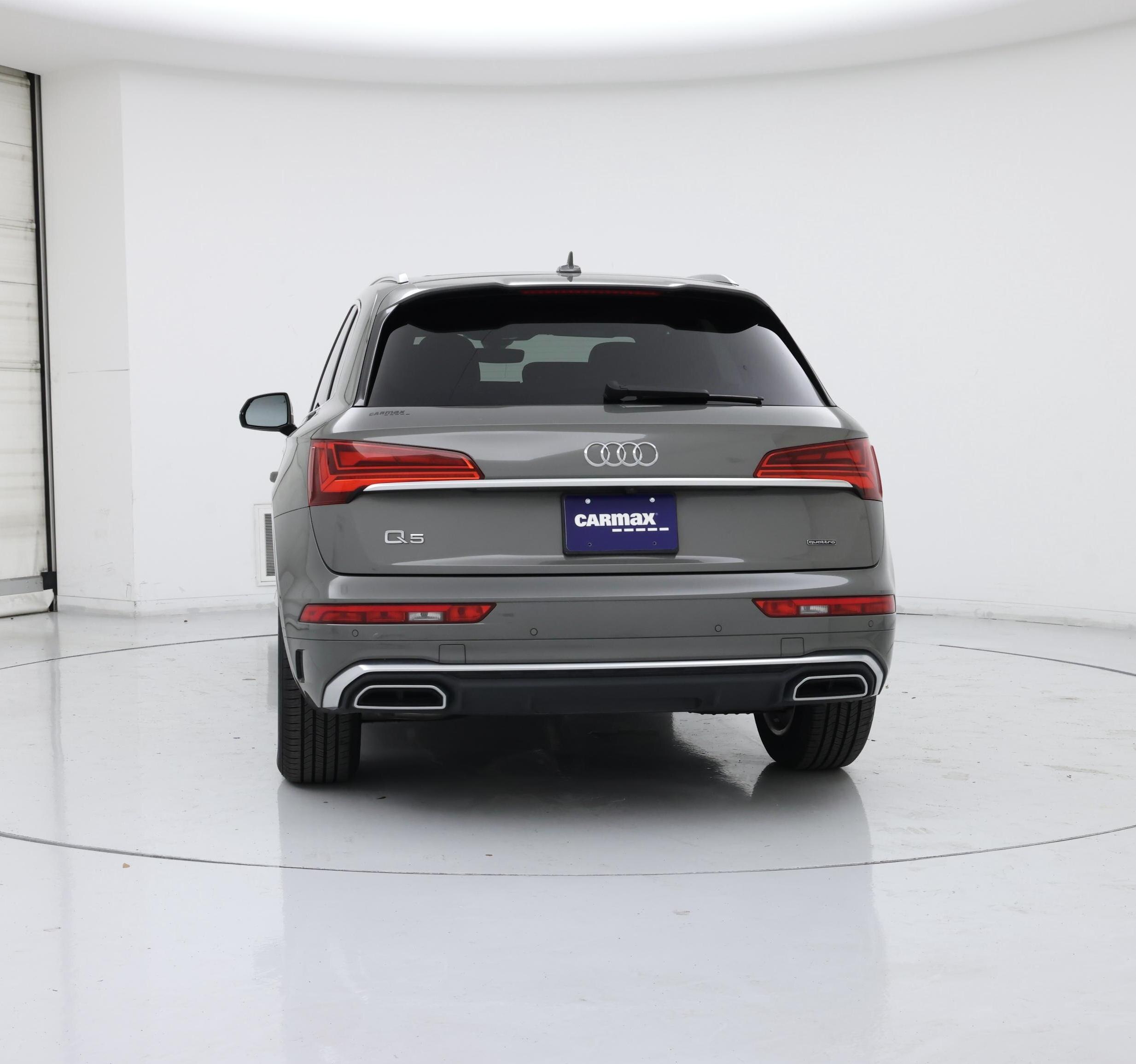 Thumbnail: 2023 Audi Q5 - 6