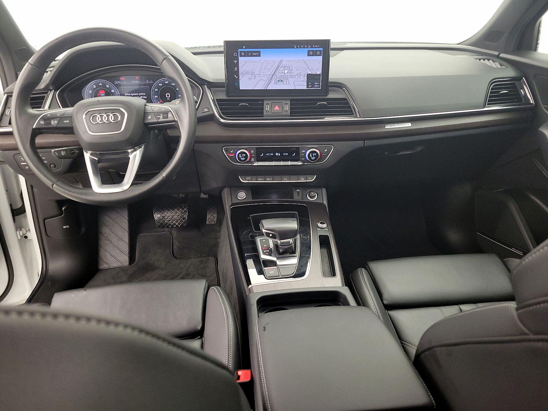 Thumbnail: 2023 Audi Q5 - 9