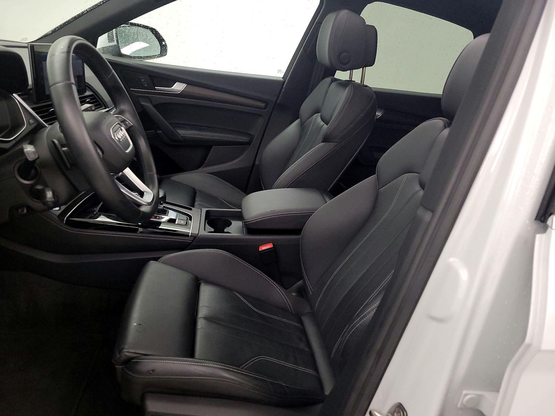 Thumbnail: 2023 Audi Q5 - 11