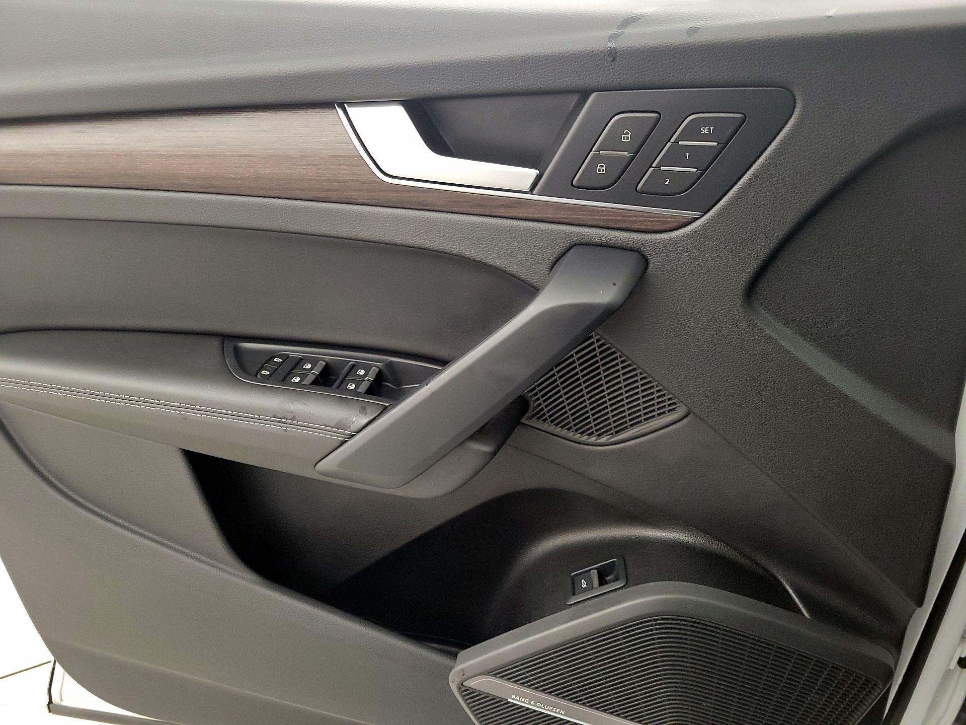 Thumbnail: 2023 Audi Q5 - 12