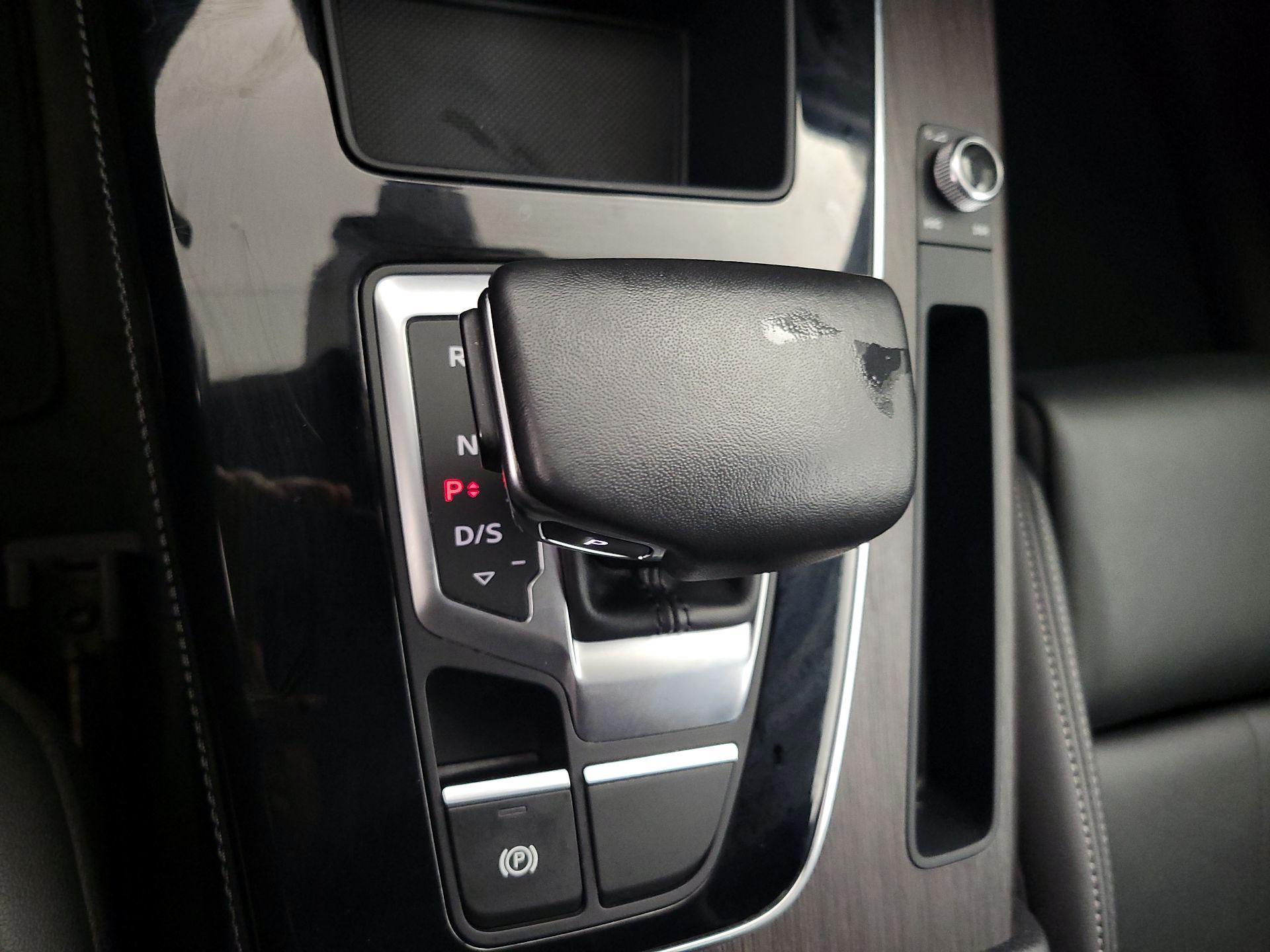 Thumbnail: 2023 Audi Q5 - 18