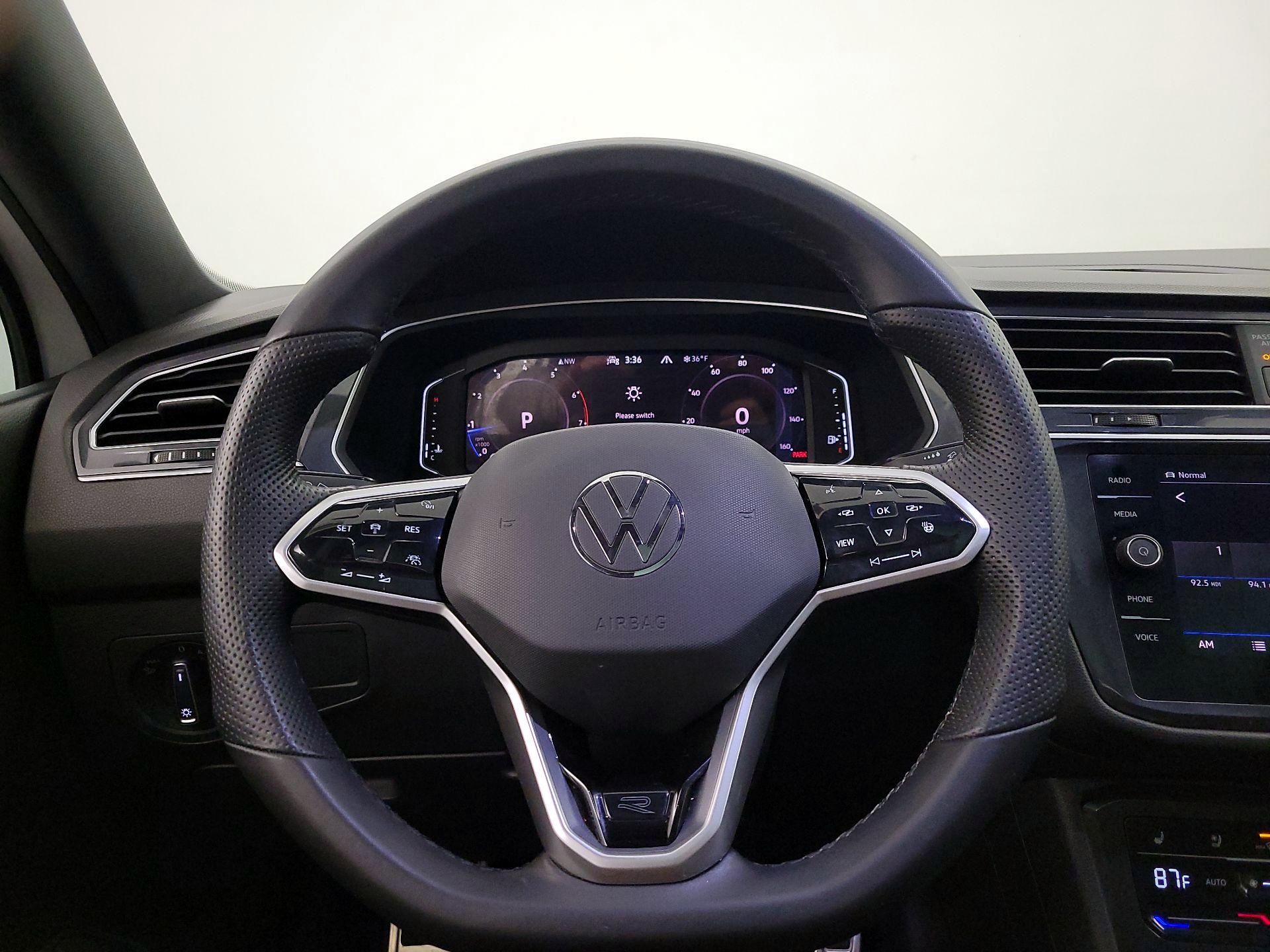 Thumbnail: 2024 Volkswagen Tiguan - 10