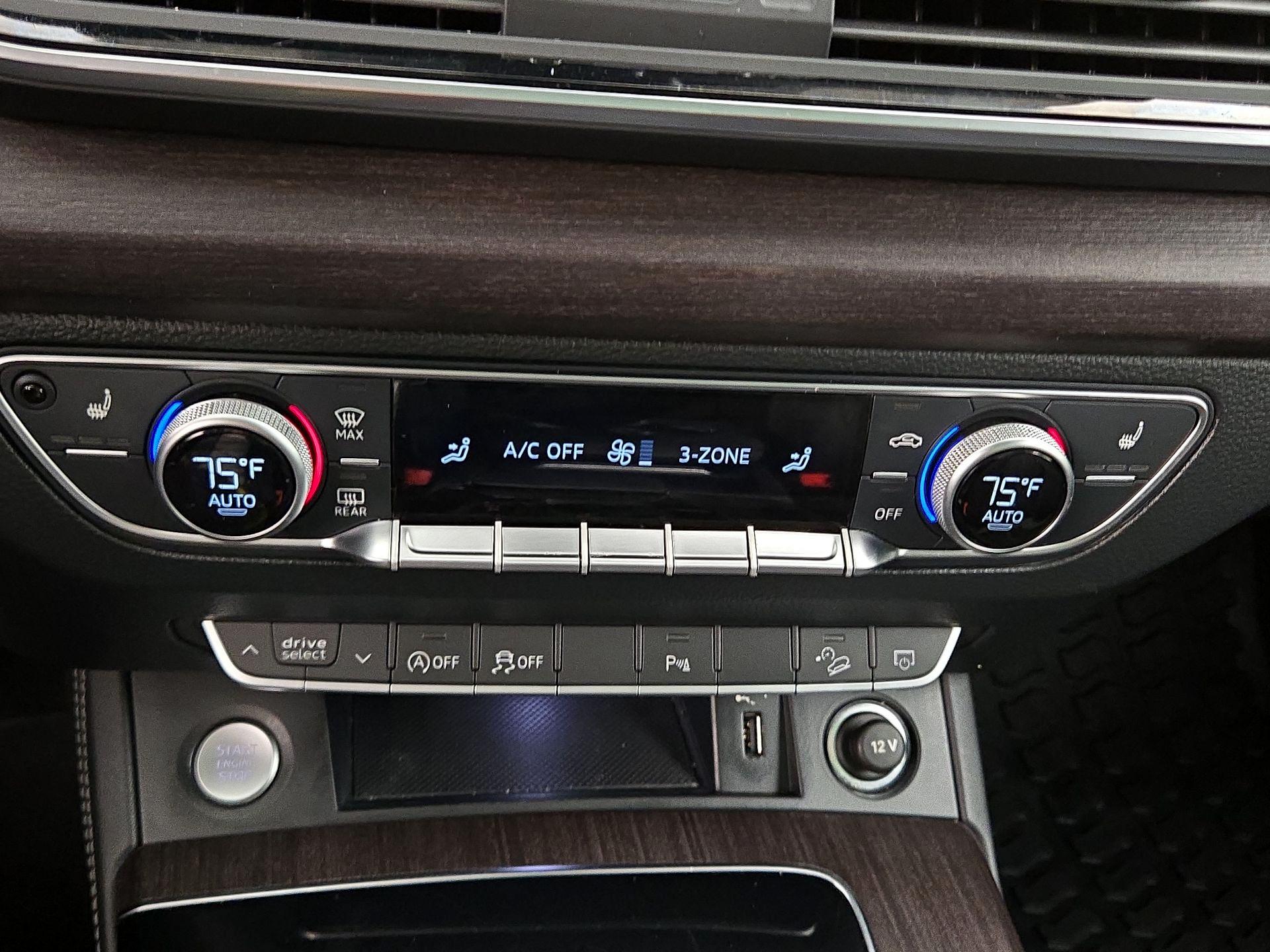 Thumbnail: 2022 Audi Q5 - 16