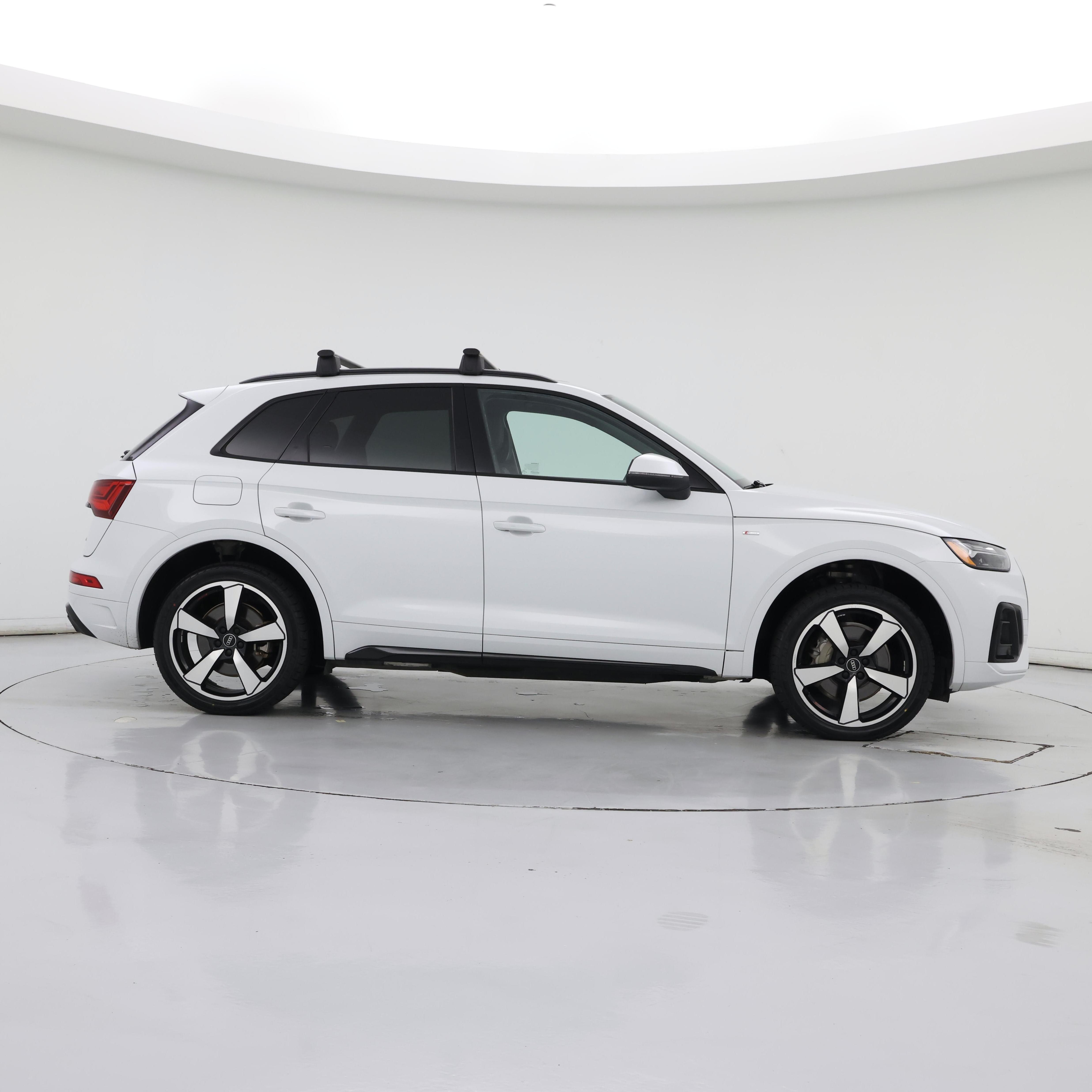 Thumbnail: 2022 Audi Q5 - 7