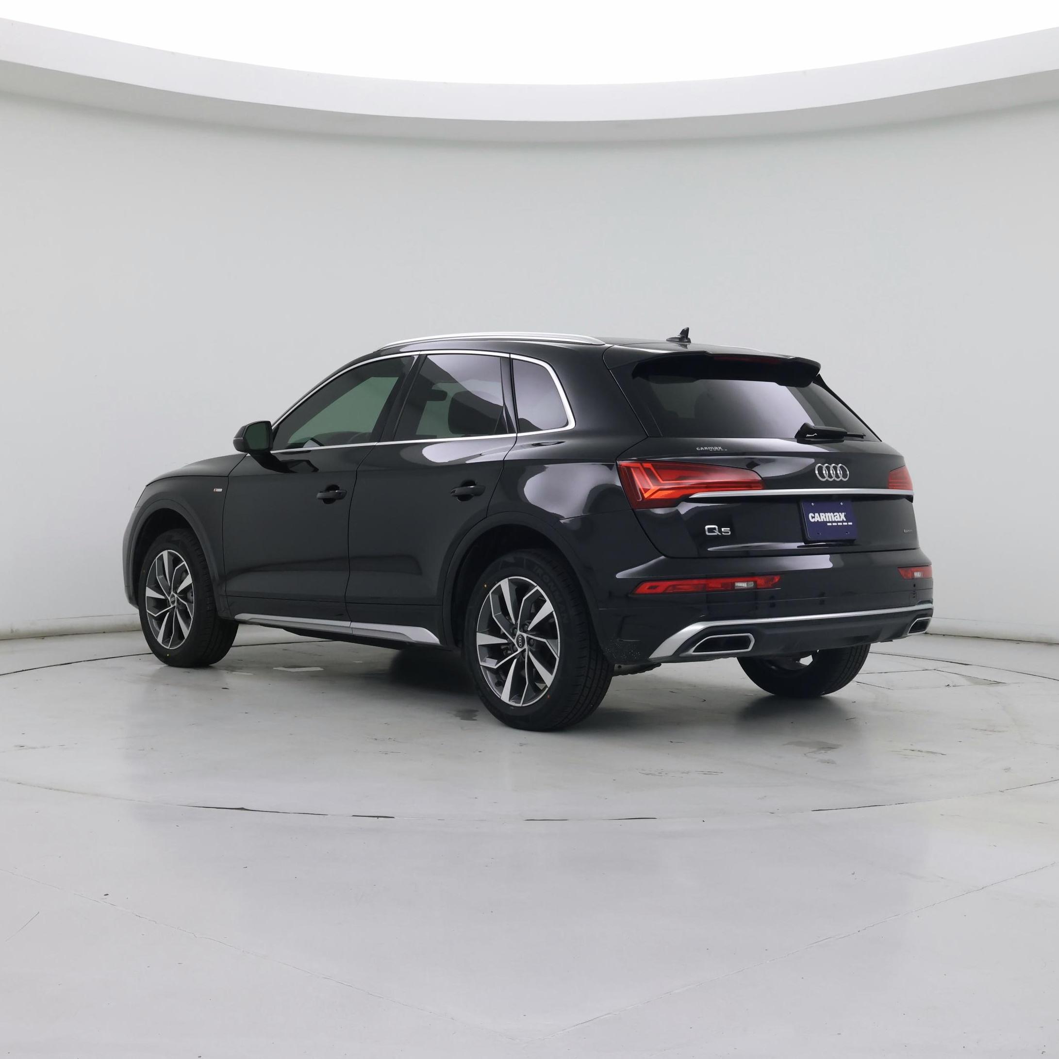 Thumbnail: 2023 Audi Q5 - 2