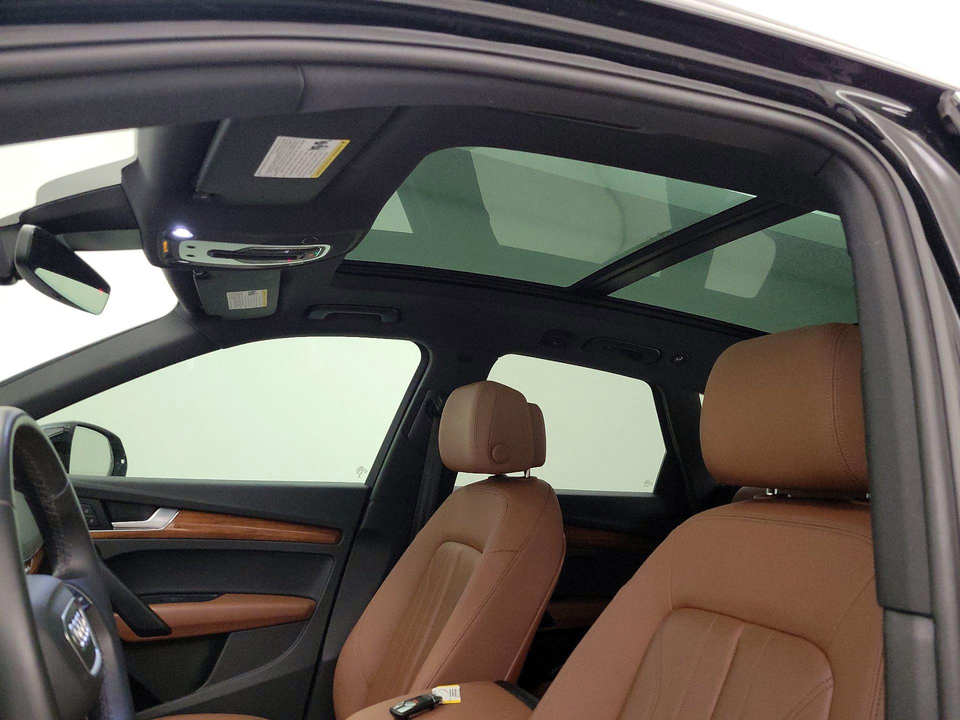 Thumbnail: 2023 Audi Q5 - 19