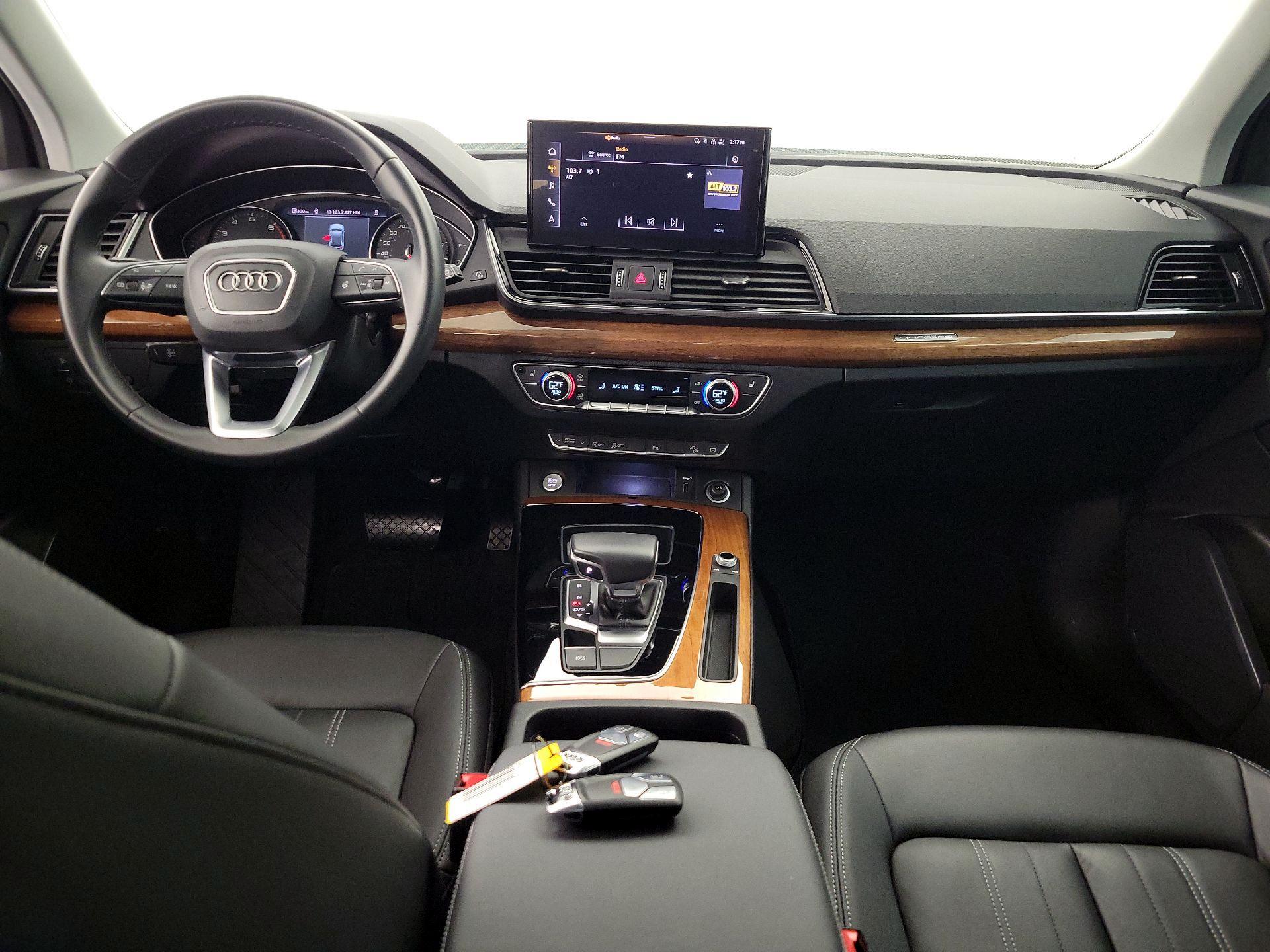 Thumbnail: 2022 Audi Q5 - 9