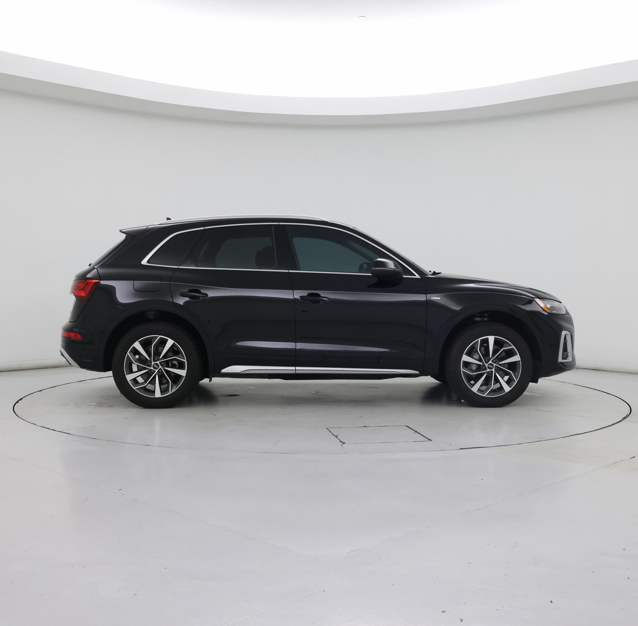 Thumbnail: 2022 Audi Q5 - 7