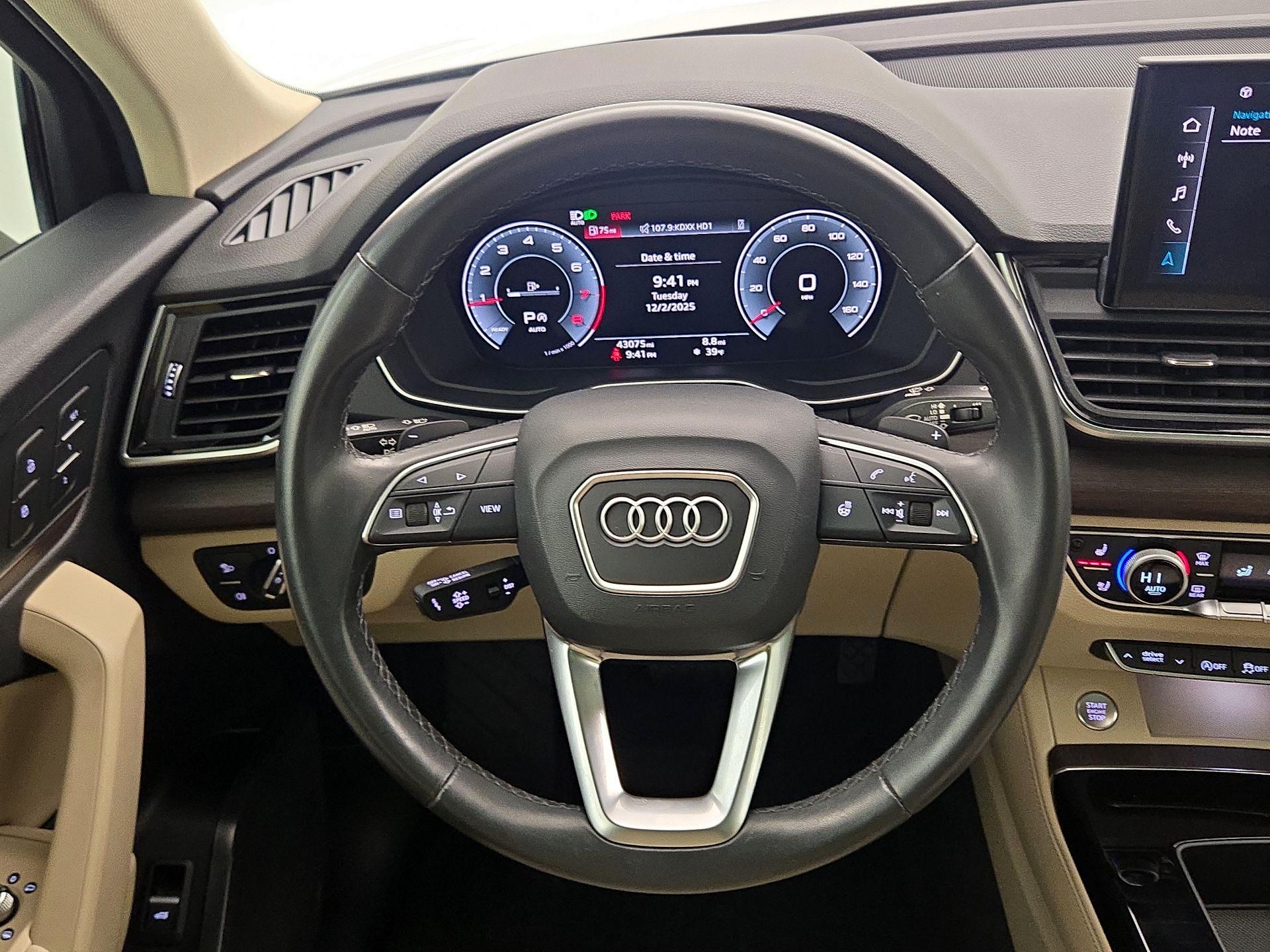 Thumbnail: 2022 Audi Q5 - 10