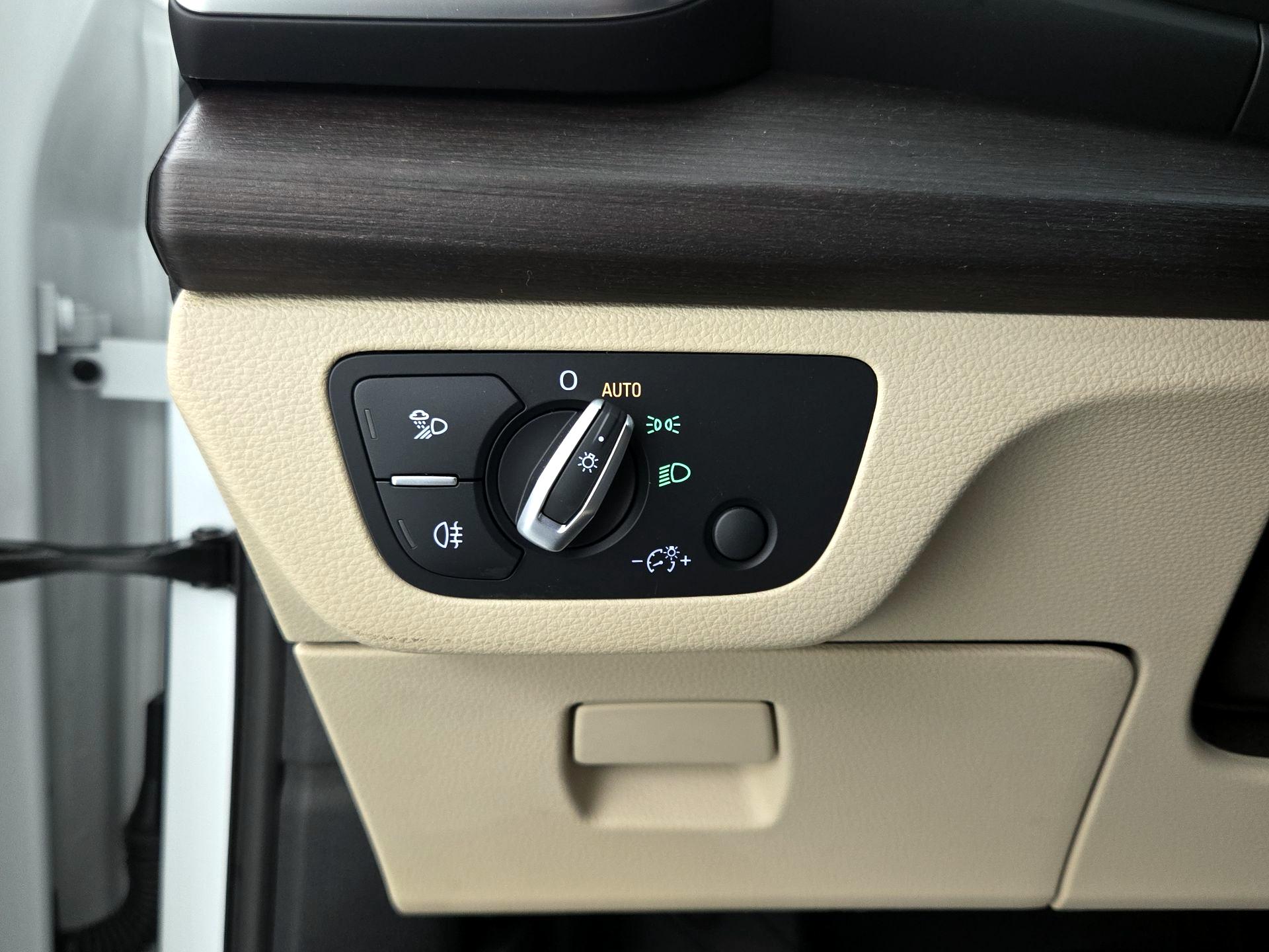 Thumbnail: 2022 Audi Q5 - 13