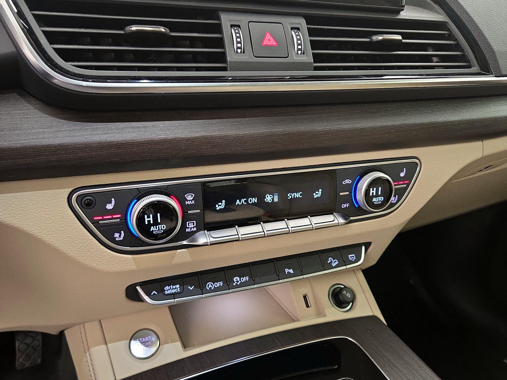 Thumbnail: 2022 Audi Q5 - 16