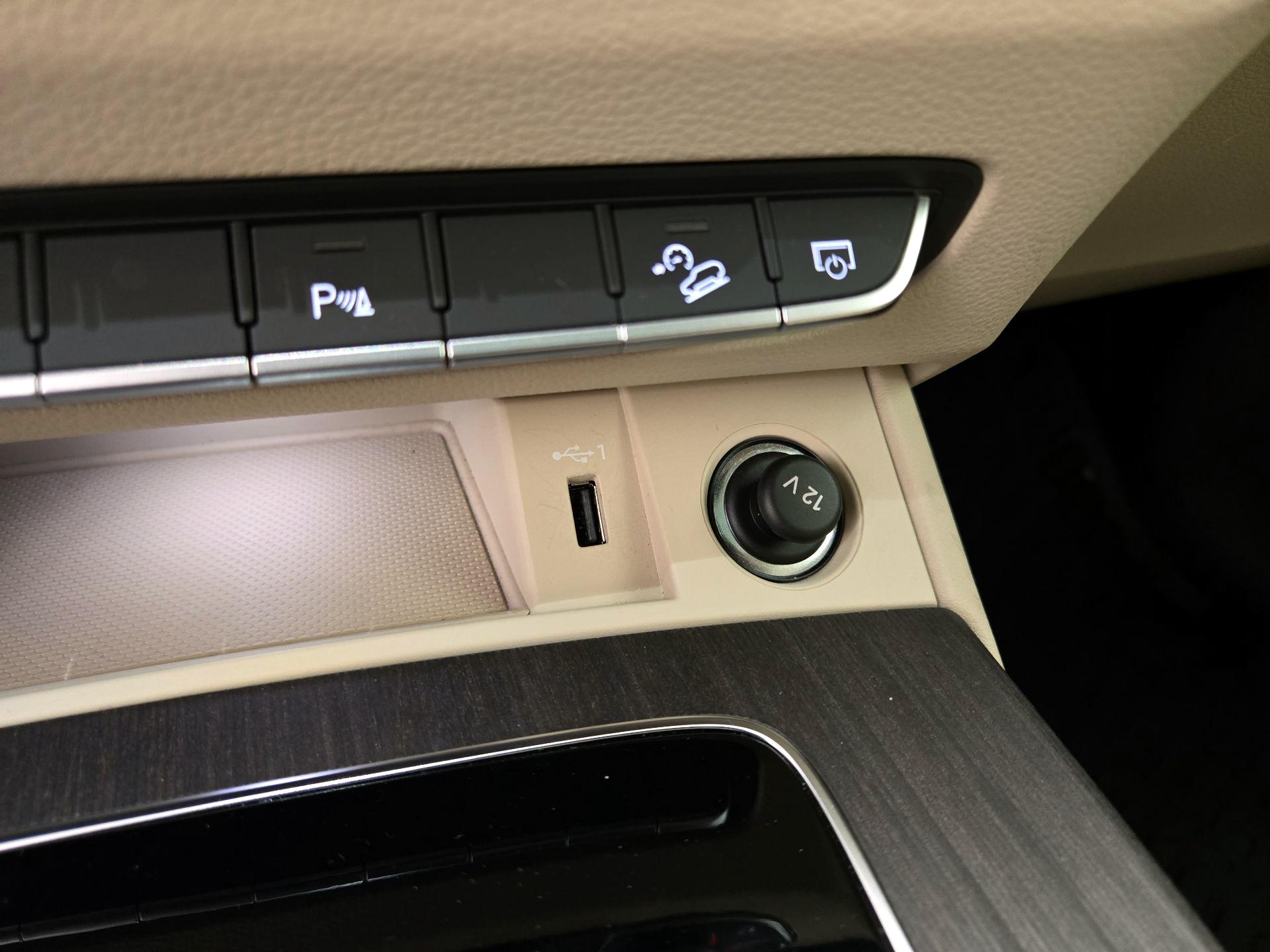 Thumbnail: 2022 Audi Q5 - 18