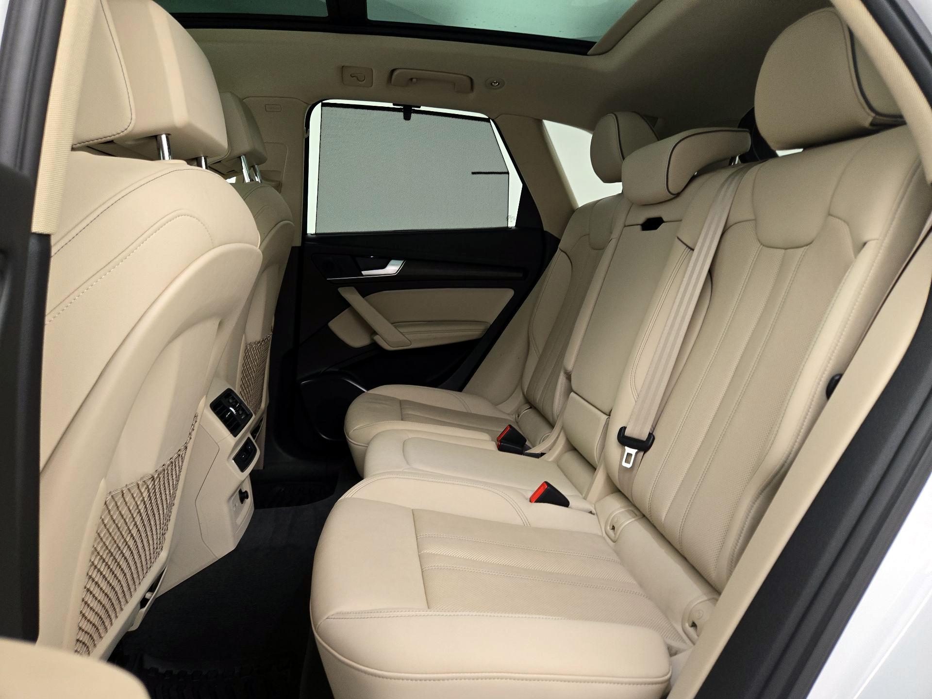 Thumbnail: 2022 Audi Q5 - 20