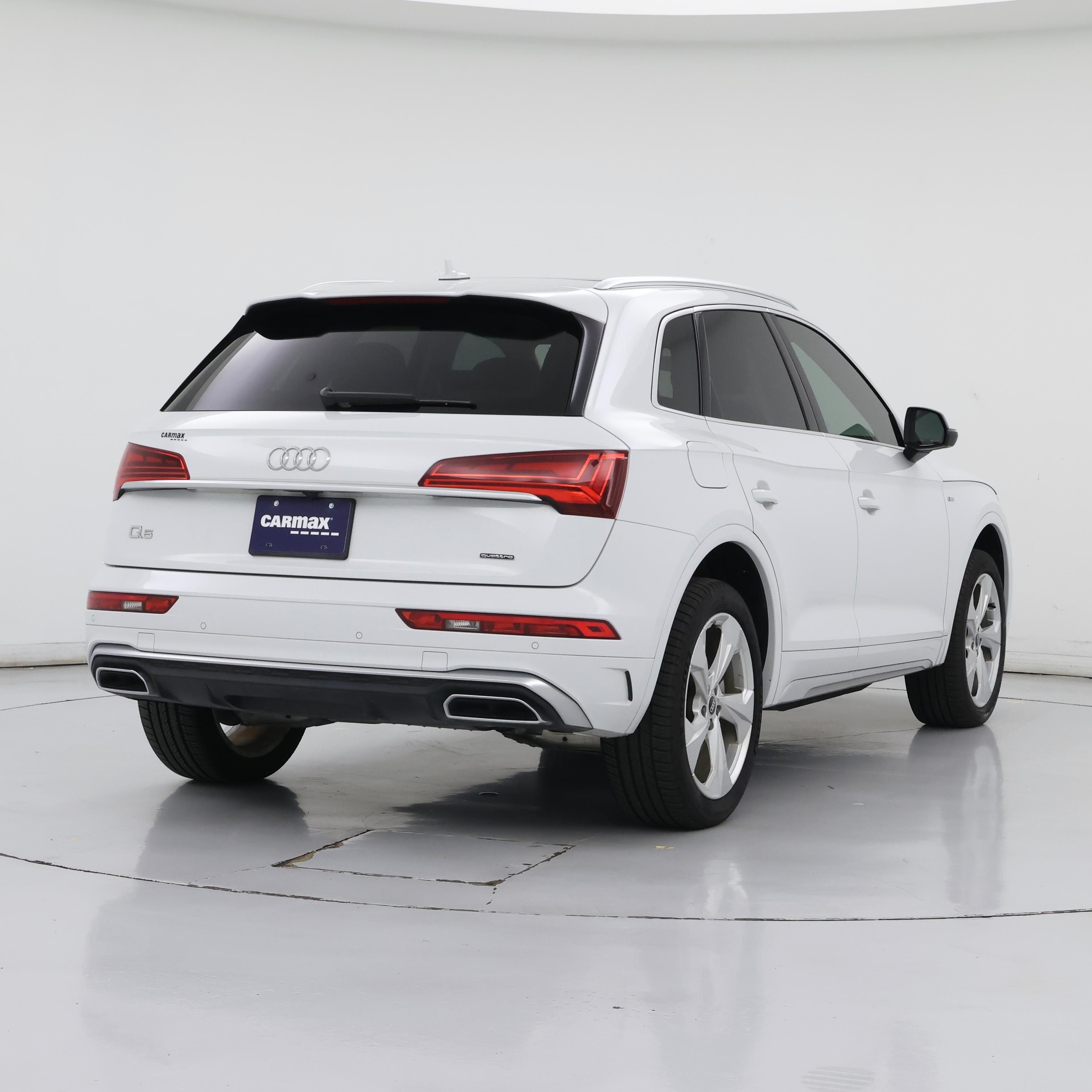 Thumbnail: 2022 Audi Q5 - 8