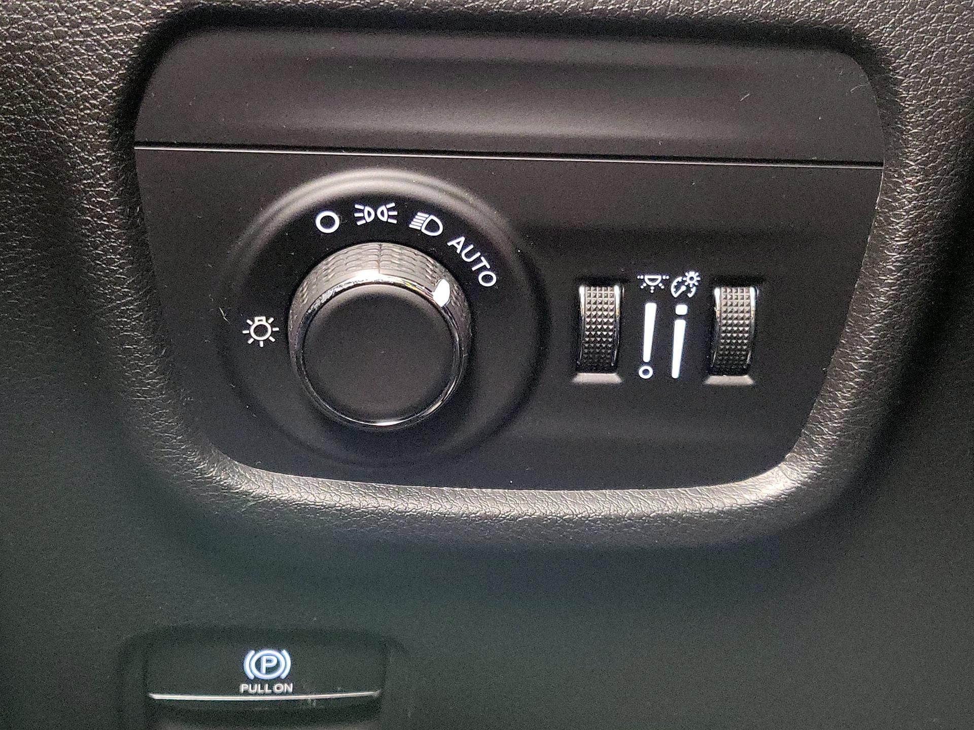 Thumbnail: 2023 Jeep Grand Cherokee - 13