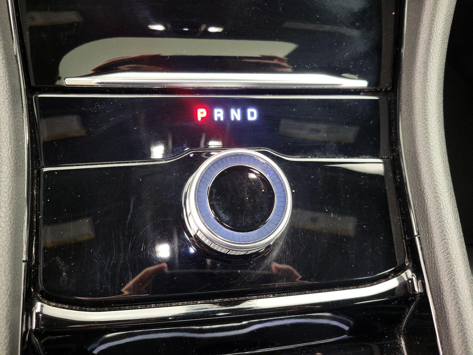 Thumbnail: 2023 Jeep Grand Cherokee - 17