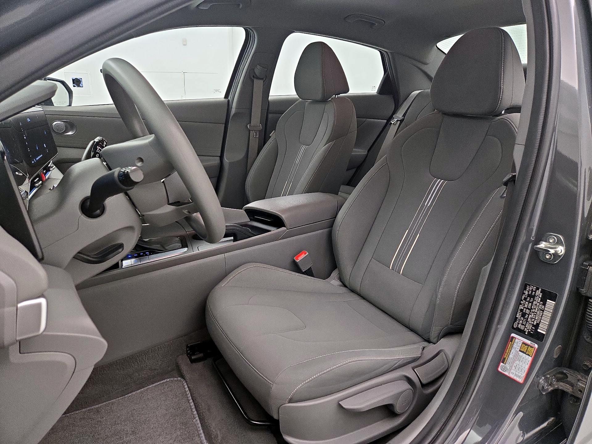 Thumbnail: 2024 Hyundai Elantra - 11