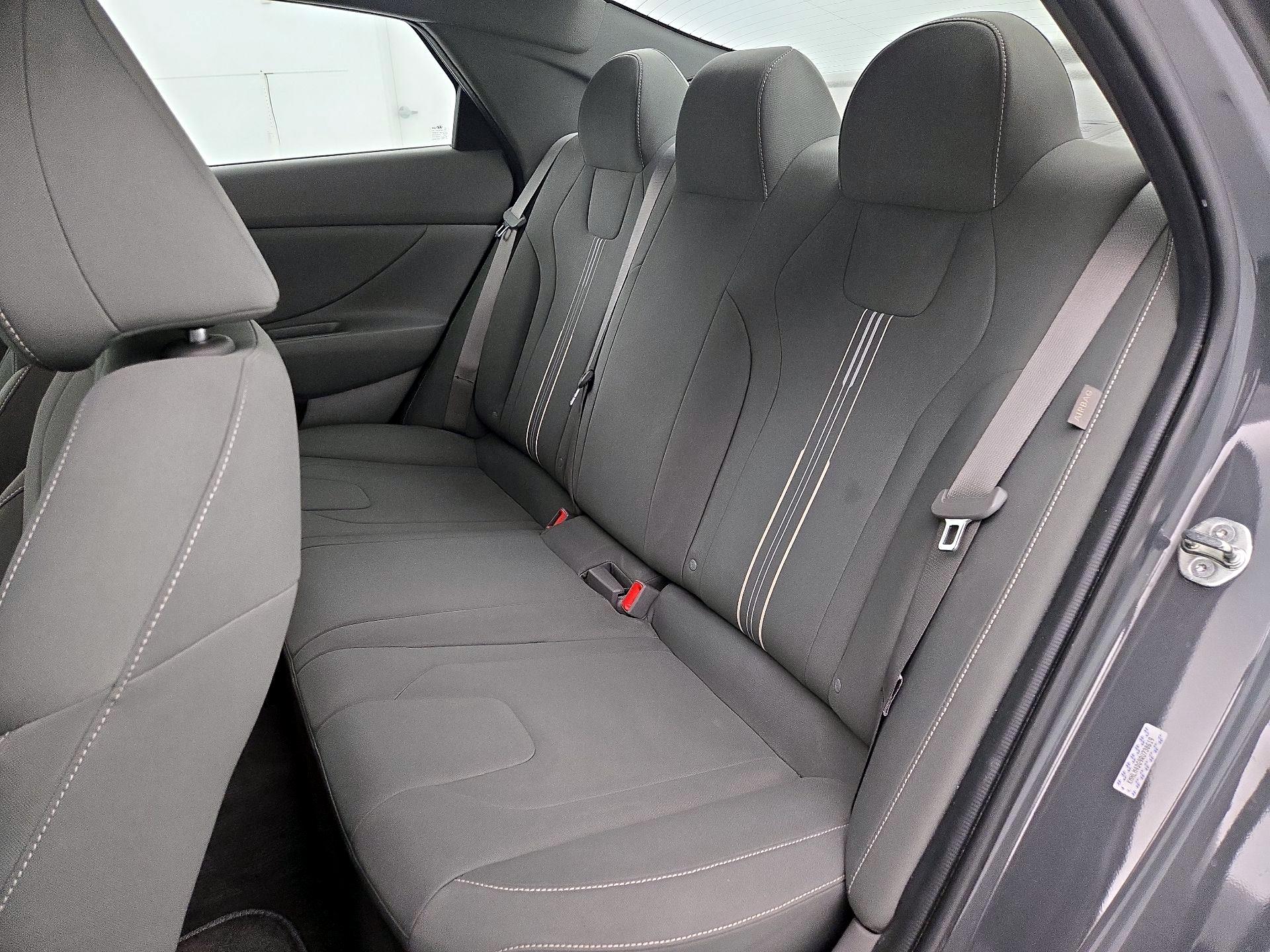 Thumbnail: 2024 Hyundai Elantra - 20