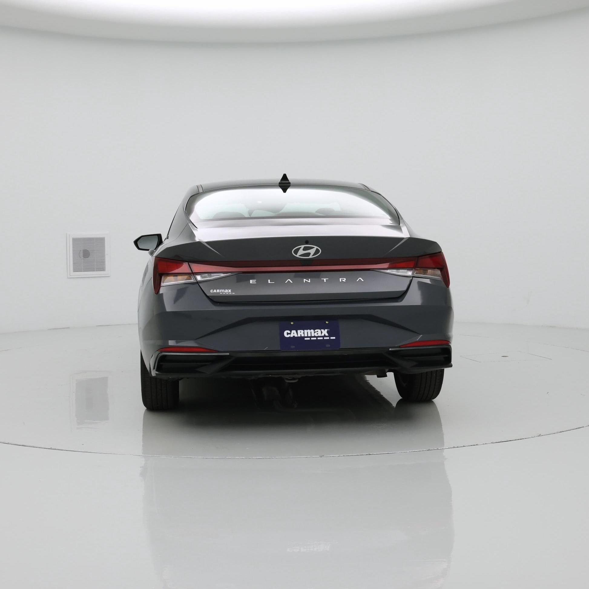 Thumbnail: 2024 Hyundai Elantra - 6