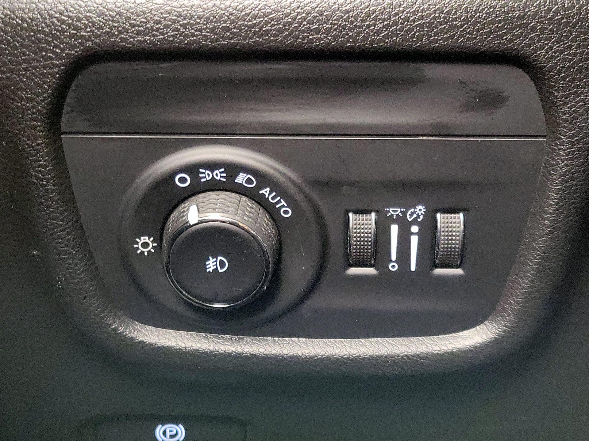 Thumbnail: 2023 Jeep Grand Cherokee - 13