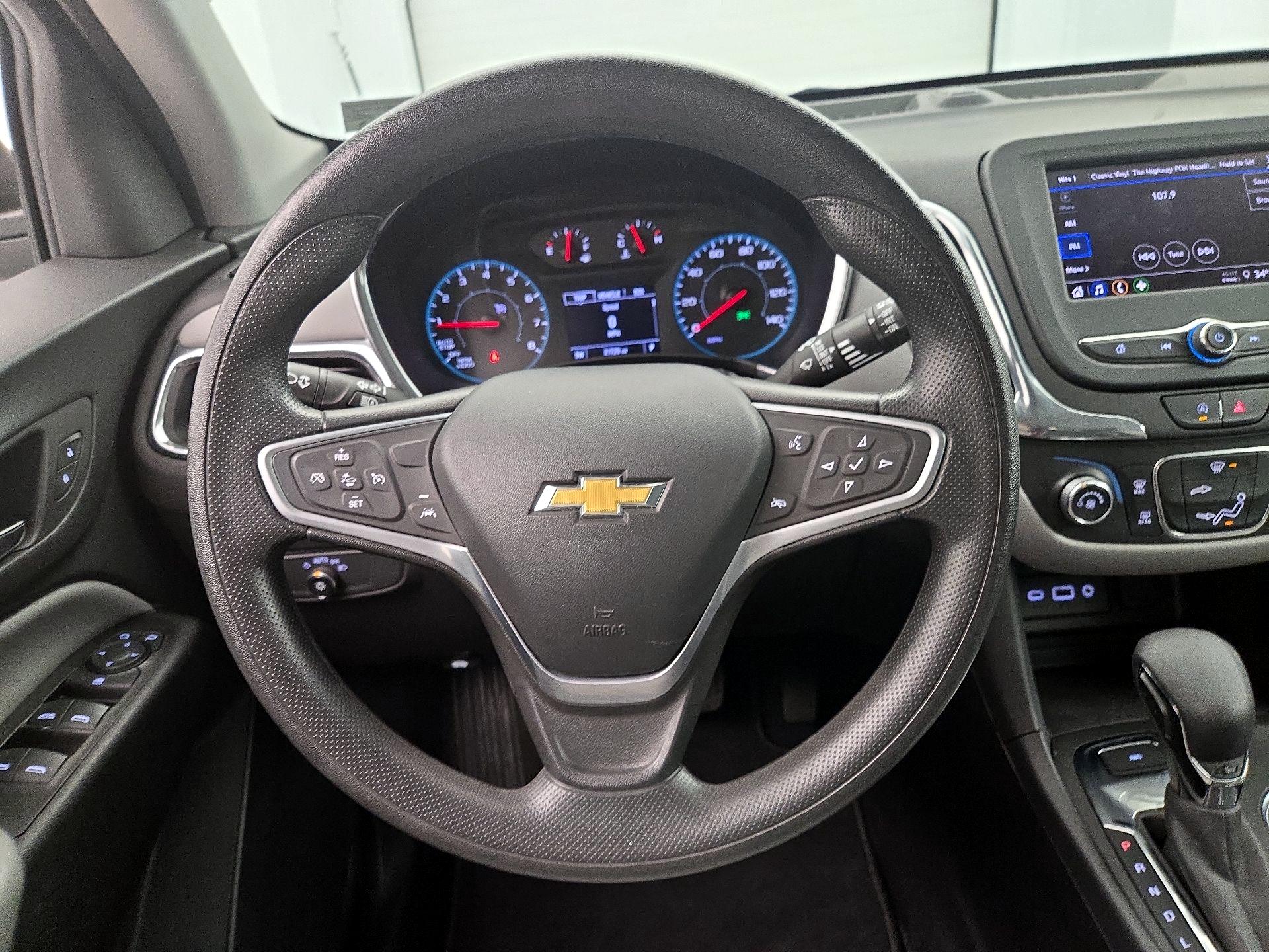 Thumbnail: 2022 Chevrolet Equinox - 10