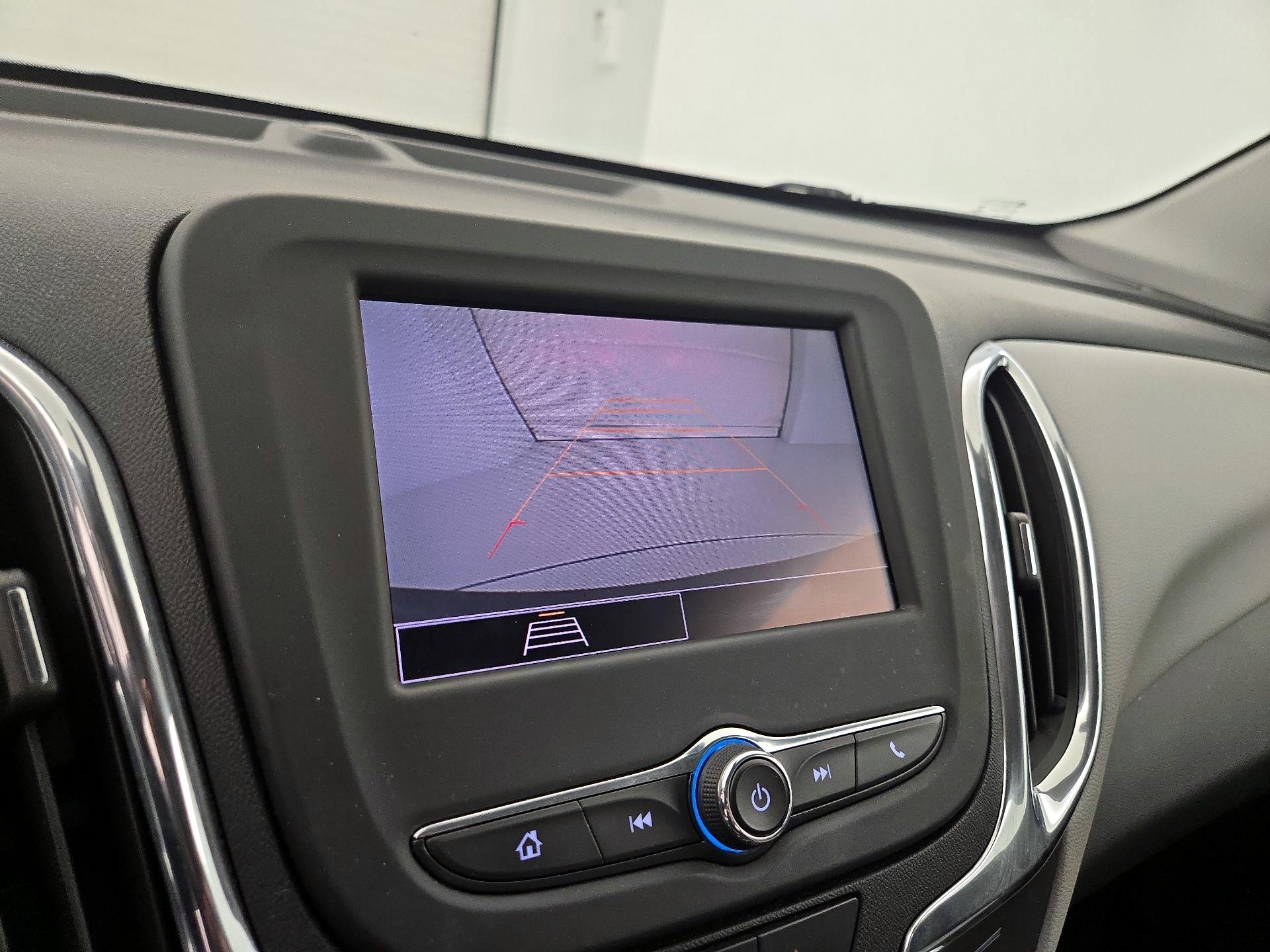 Thumbnail: 2022 Chevrolet Equinox - 14