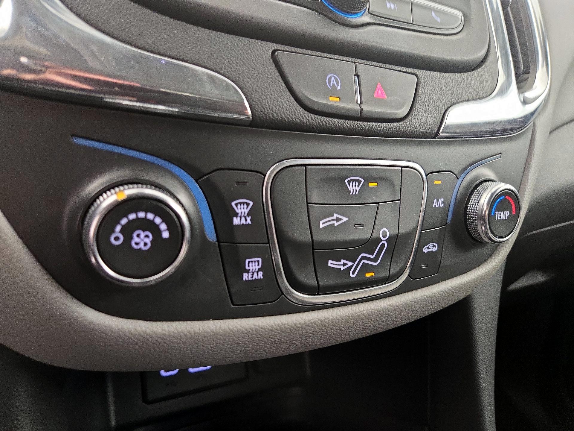 Thumbnail: 2022 Chevrolet Equinox - 16